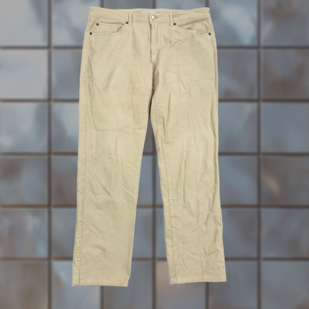 Peter Millar VINTAGE Peter Millar Pants Men 5-Pocket Beige Chino 35x30 Superior Soft Corduroy Crown Size US 35 - 1 Thumbnail