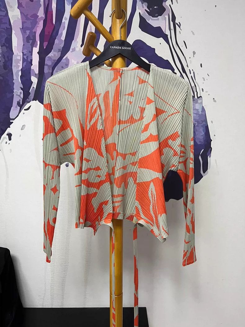 Issey Miyake Issey Miyake size:4 Orange printed pleated cardigan Size M / US 6-8 / IT 42-44 - 1 Thumbnail
