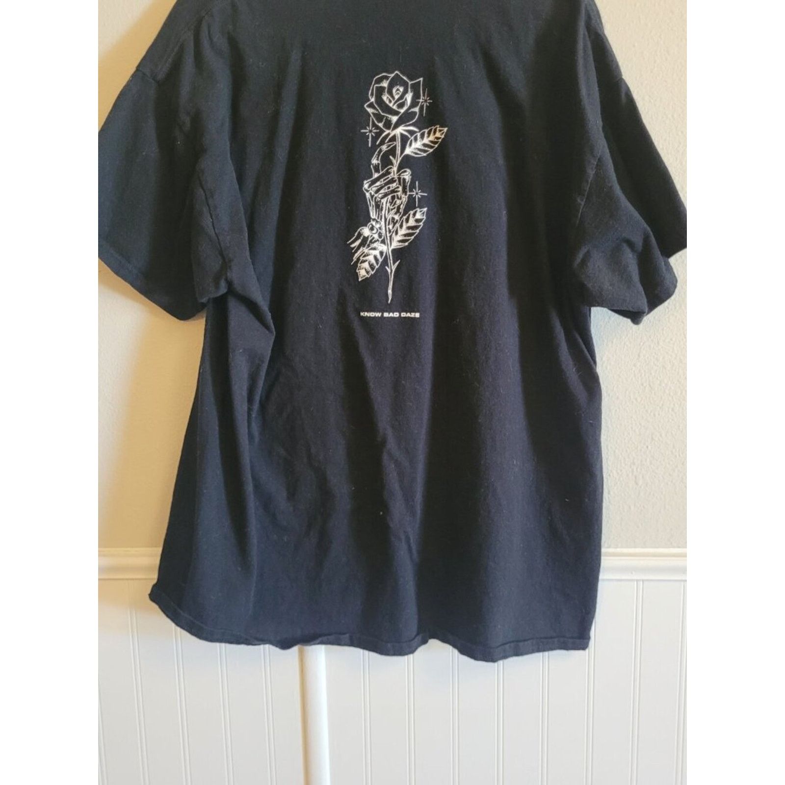 Know Wave Know Bad Daze Skeleton Rose Graphic Tee XL Size US XL / EU 56 / 4 - 4 Thumbnail