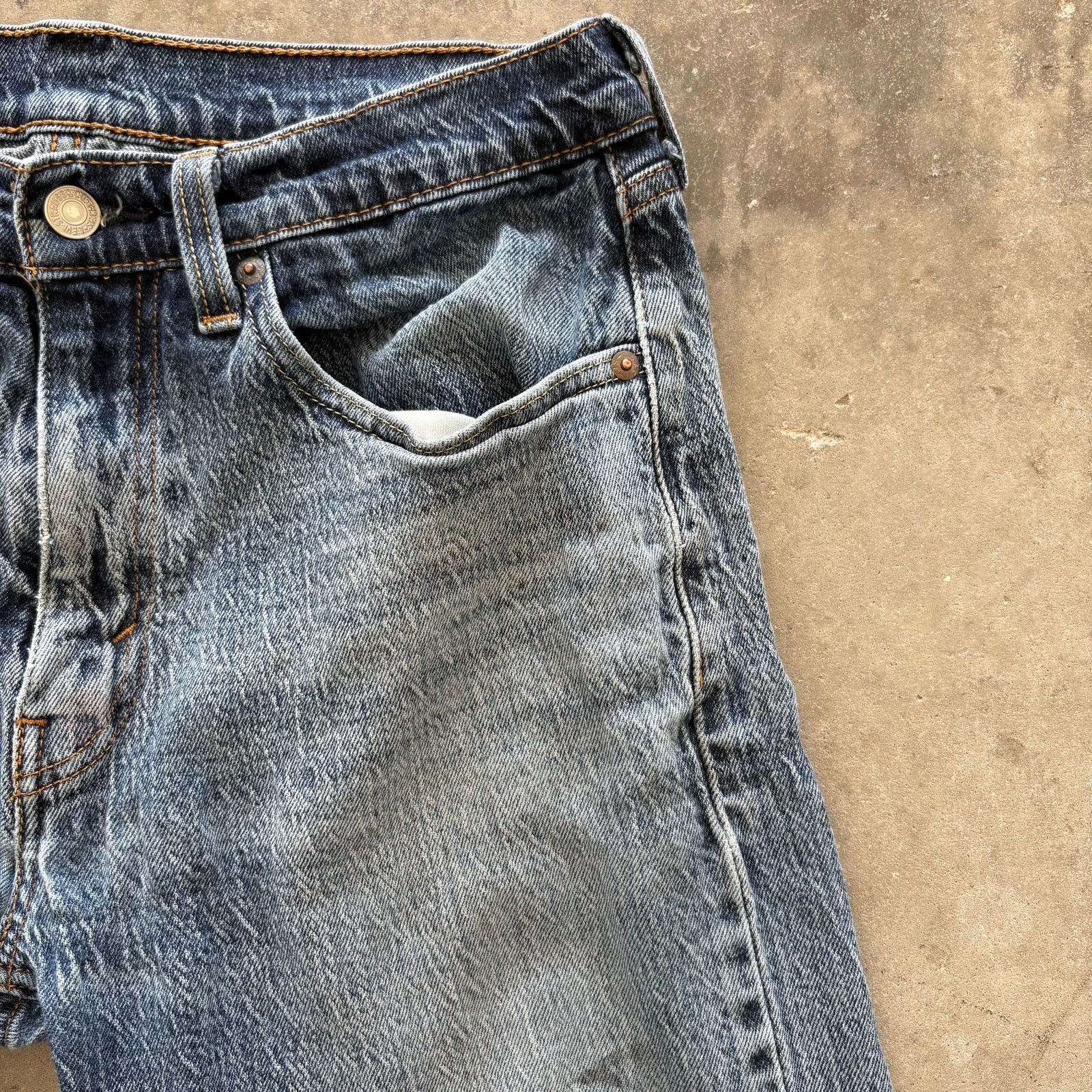Levi's Vintage Levi Strauss 31 x 30 Men's Denim Jeans Size US 31 - 5 Thumbnail