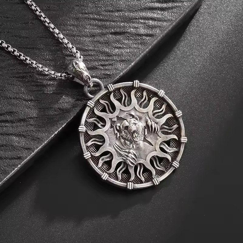 Jewelry × Vintage Domineering Bear Head Sun God Pendant Necklace Size ONE SIZE - 4 Thumbnail