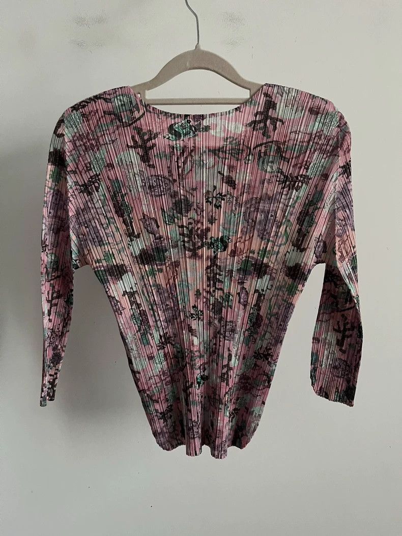 Issey Miyake Issey Miyake size:3 Brownish pink Marine biological pleate Size S / US 4 / IT 40 - 2 Thumbnail