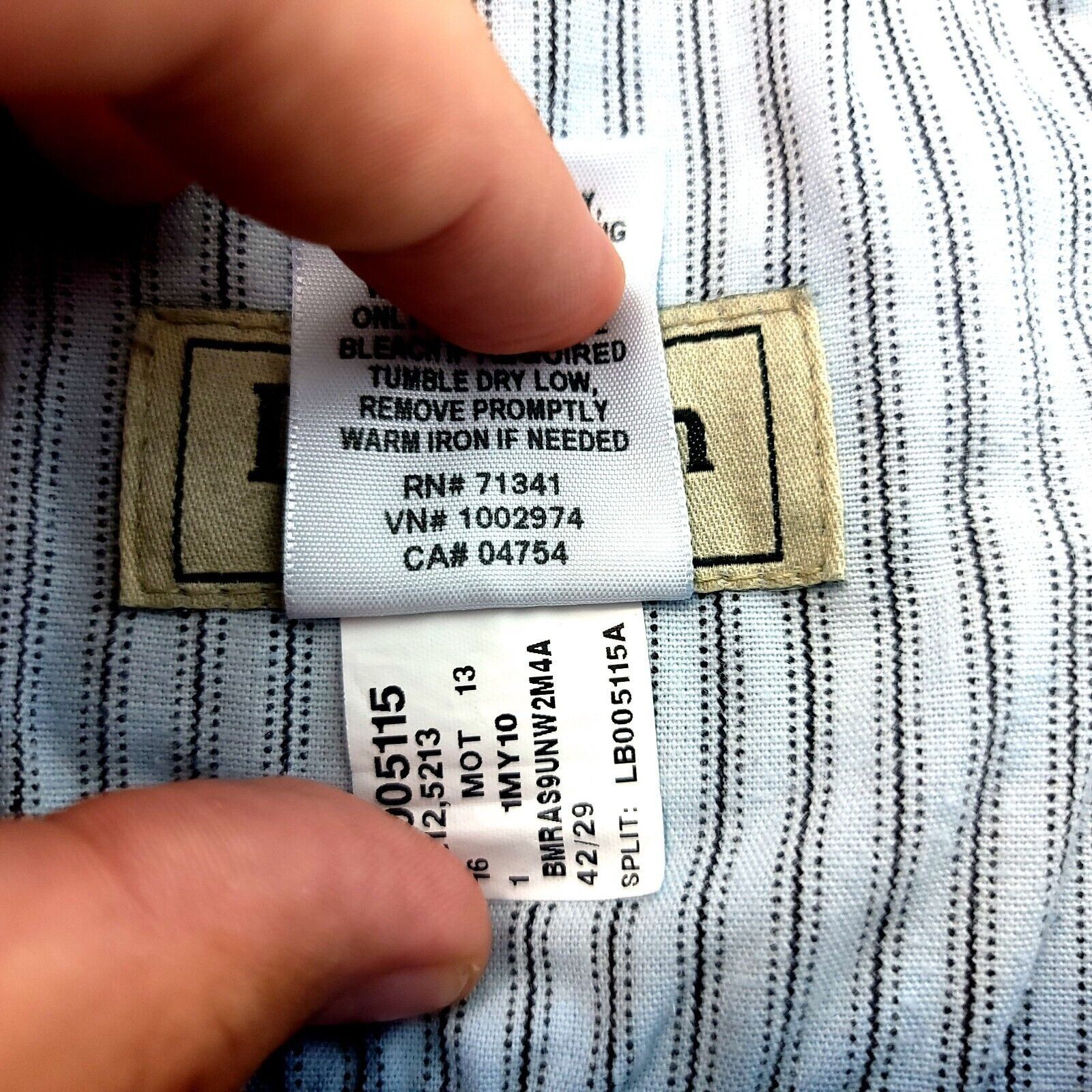 L.L. Bean L.L. Bean Standard Fit Blue Mid Rise Jeans 42/29 Size US 42 / EU 58 - 7 Thumbnail
