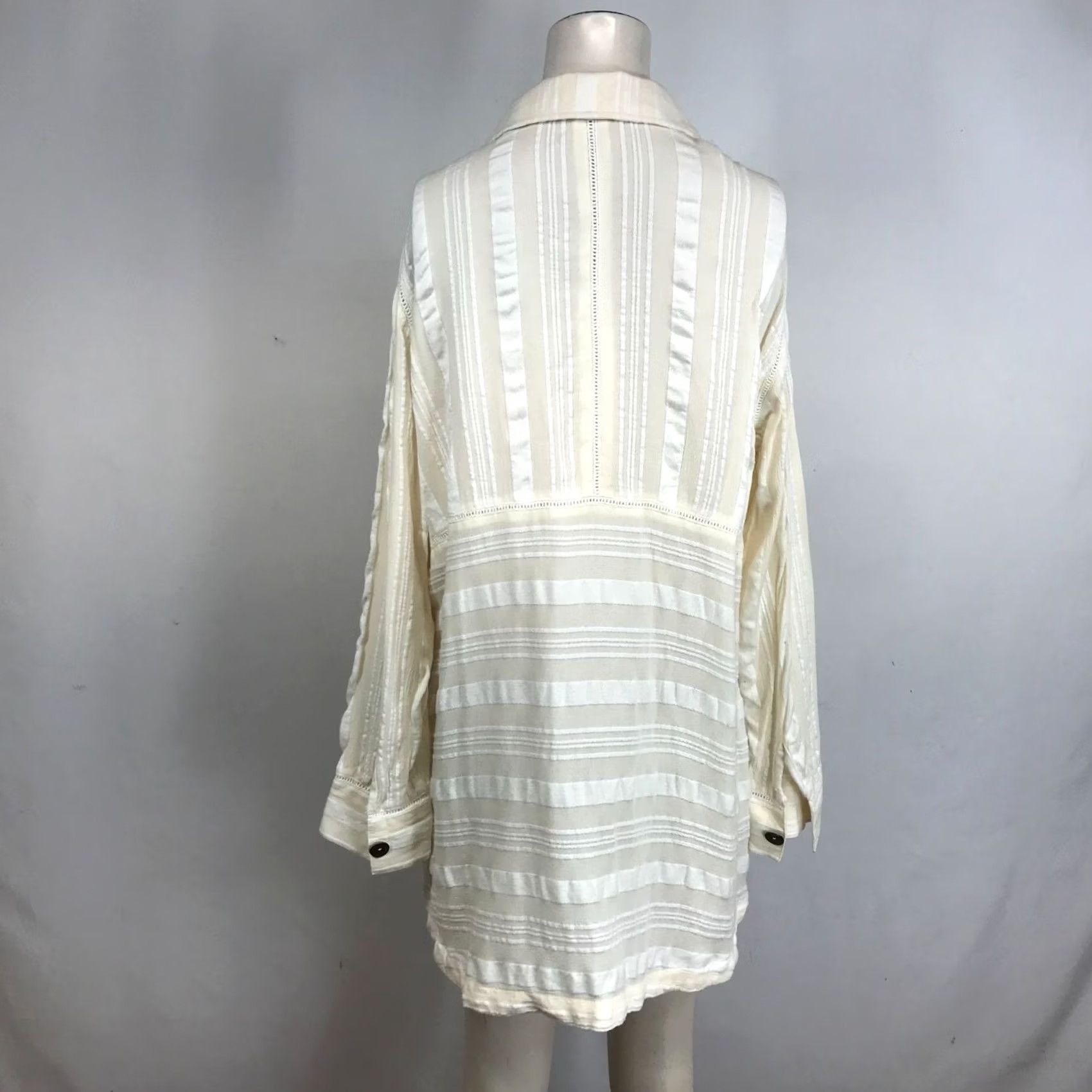 Soft Surroundings SOFT SURROUNDINGS Shirt Womens Medium Cream White Stripe Long Sleeve Cardigan Size M / US 6-8 / IT 42-44 - 5 Thumbnail