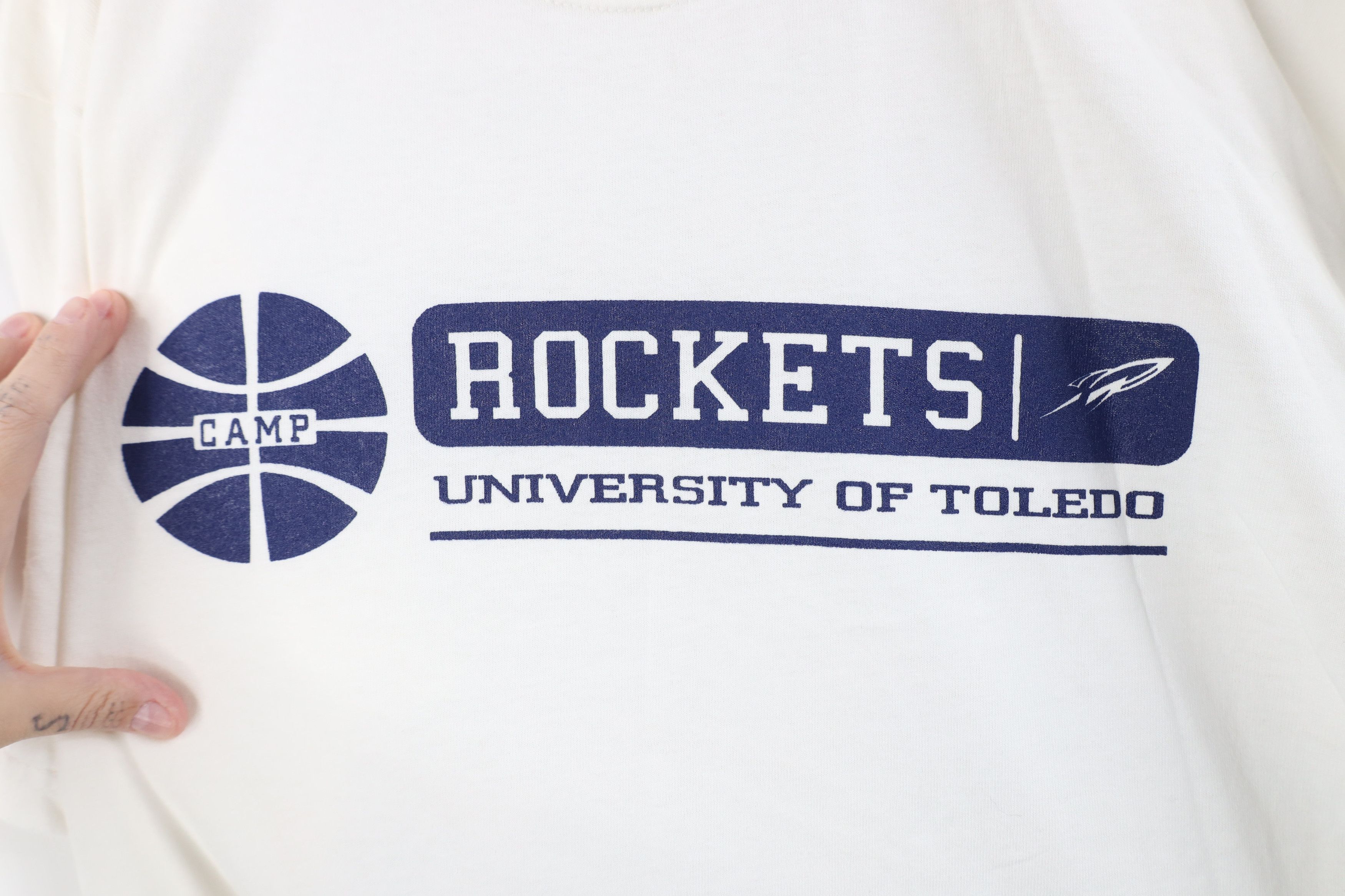 Russell Athletic Vintage 90s Russell Athletic Toledo Basketball T-Shirt White Size US XL / EU 56 / 4 - 4 Thumbnail
