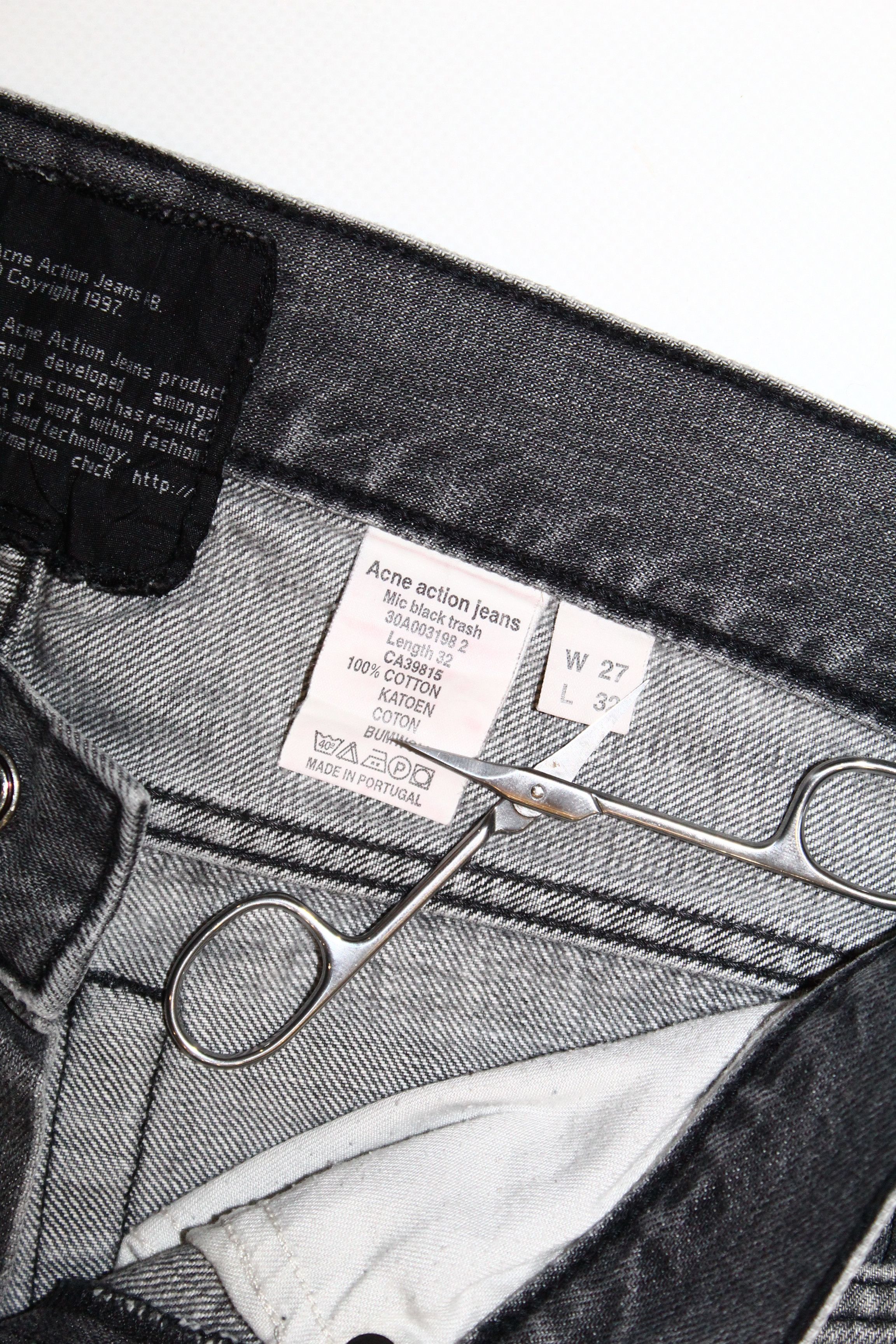 Acne Studios VTG '97 Acne Action Jeans Mic Black Trash Faded Denim Size US 28 / EU 44 - 6 Thumbnail