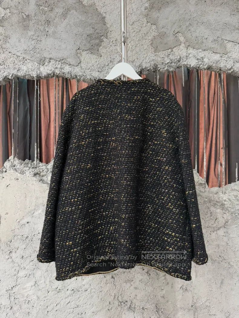 Chanel Chanel Black gold Egyptian jacket Size M / US 6-8 / IT 42-44 - 2 Thumbnail