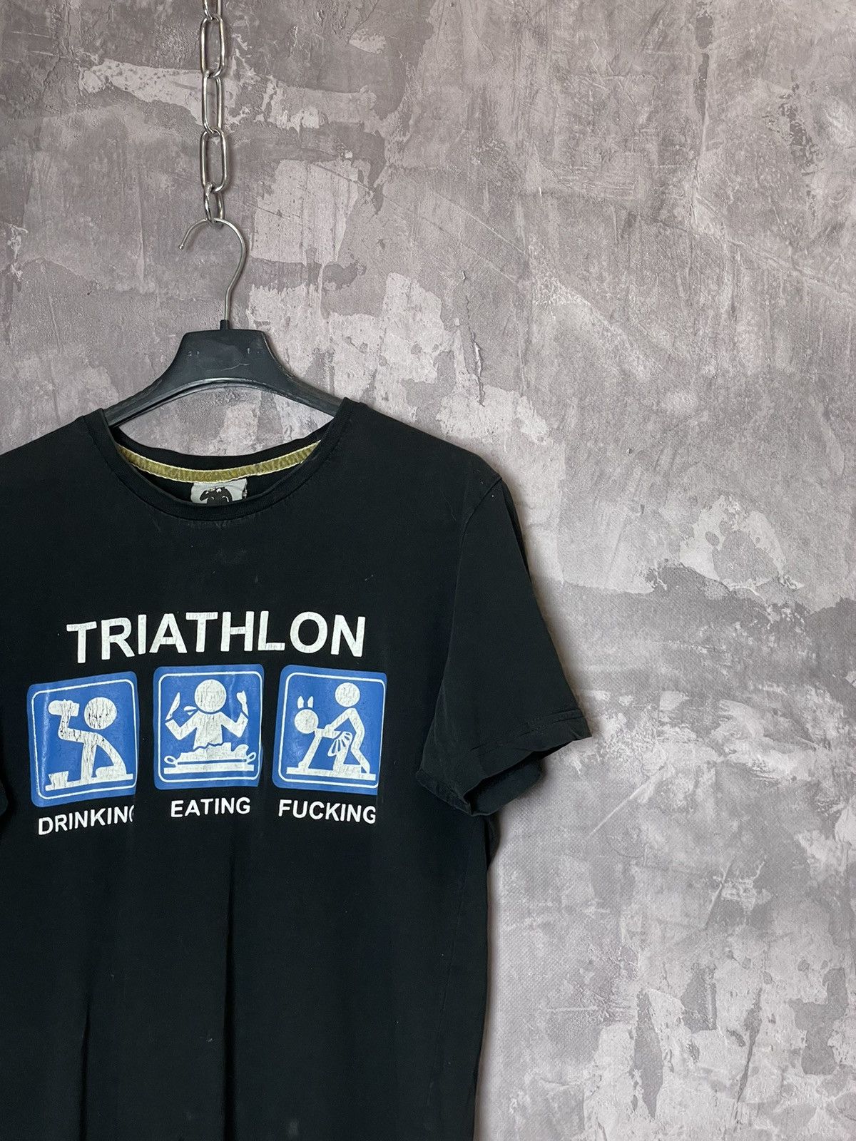 Band Tees Vintage Triatlon drinking eating fucking t shirt Size US M / EU 48-50 / 2 - 3 Thumbnail