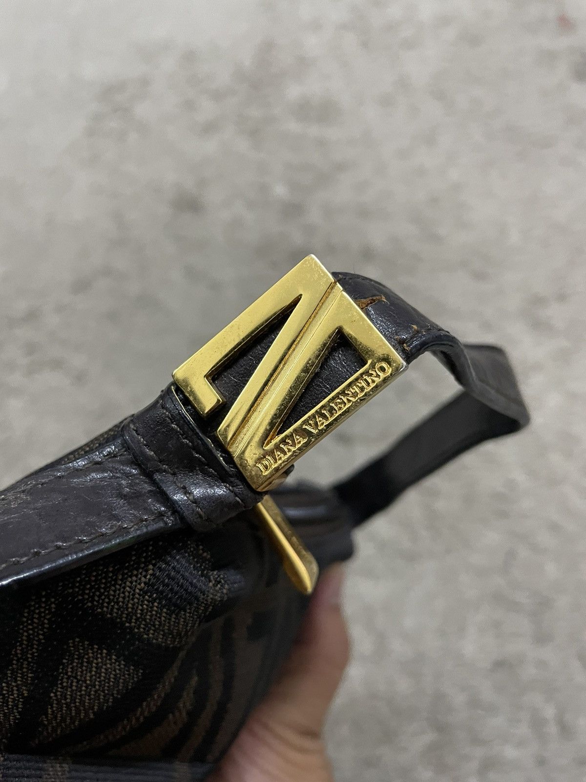 Designer × Vintage DIANA VALENTINO Mini Bag Size ONE SIZE - 3 Thumbnail