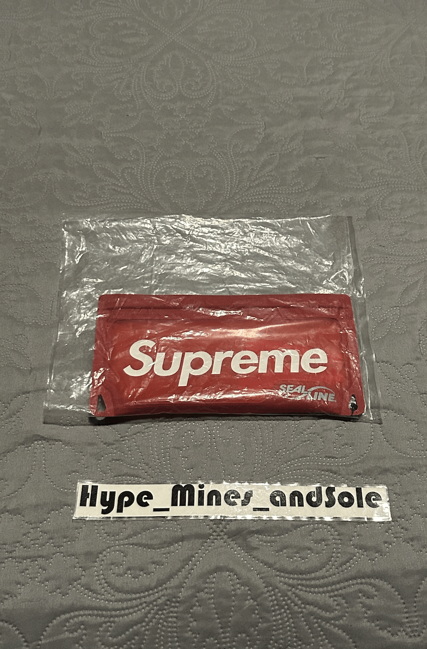 Supreme NWT Supreme SealLine Waterproof Case - Red Size ONE SIZE - 2 Thumbnail