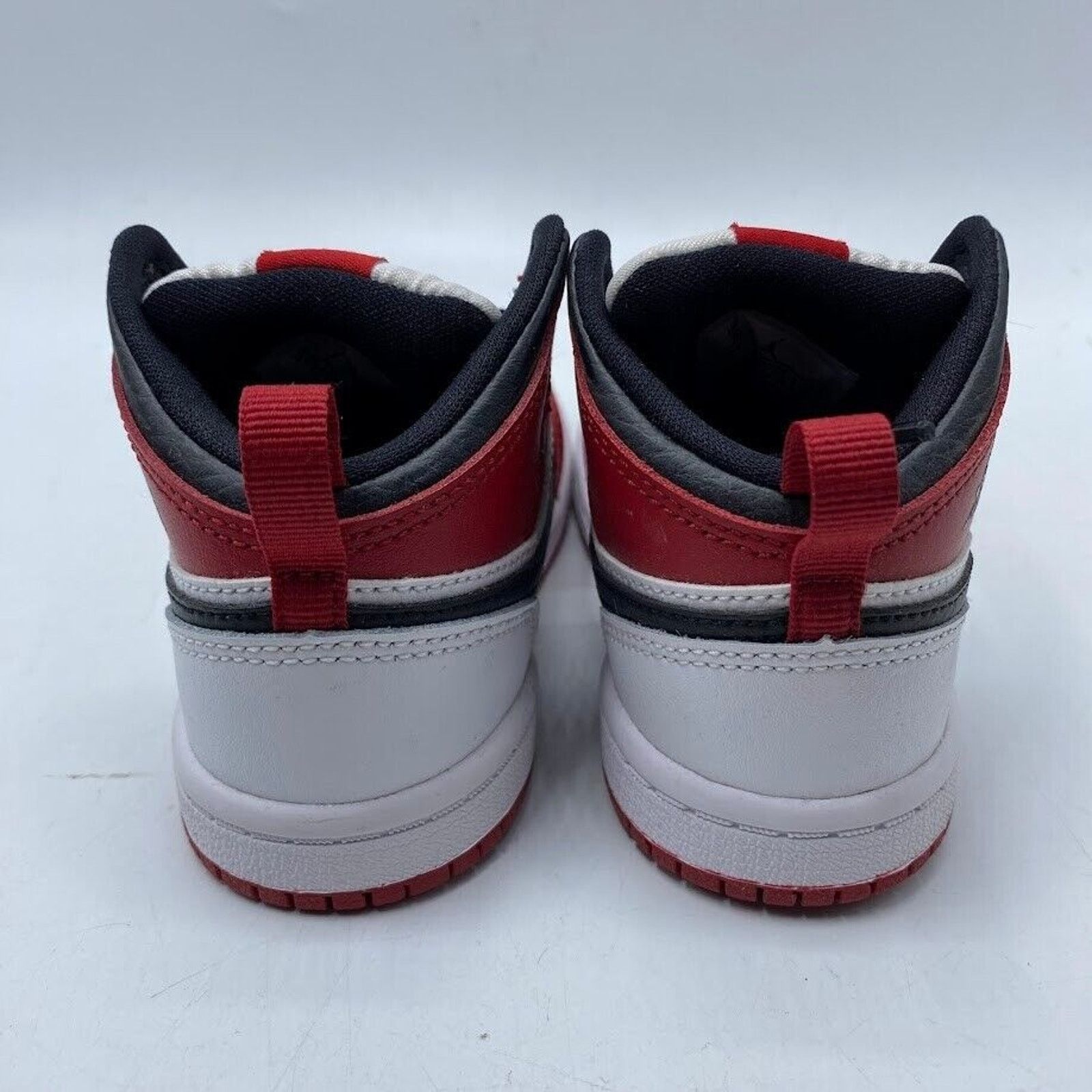 Nike NEW Nike Jordan 1 Mid PS Chicago White Heel 640735 173 7c Size US 7 / IT 37 - 5 Thumbnail