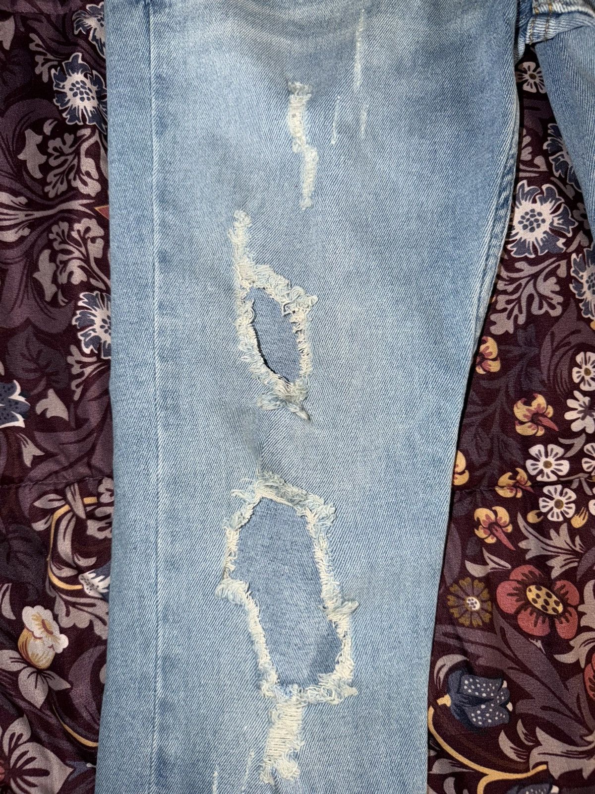 Bdg Distressed Skinny Stretch Jean Size US 34 / EU 50 - 2 Thumbnail