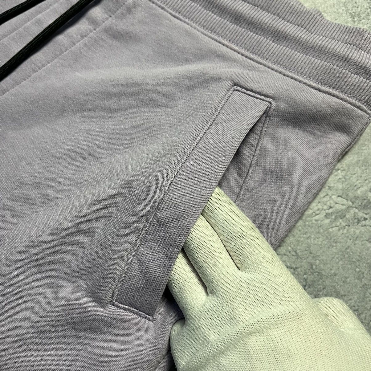 Designer × Hugo Boss Hugo Boss Sweat Shorts Luxury Designer Size US 32 / EU 48 - 4 Thumbnail