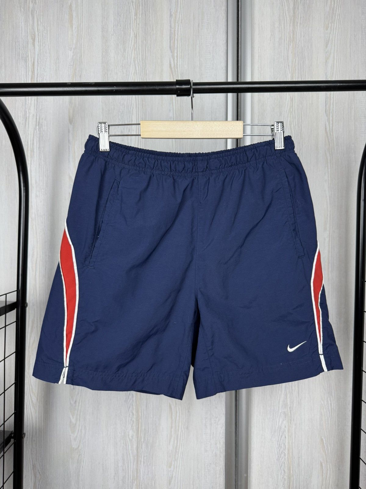 Nike Nike vintage y2k blue red nylon swoosh shorts Size US 30 / EU 46 - 2 Thumbnail