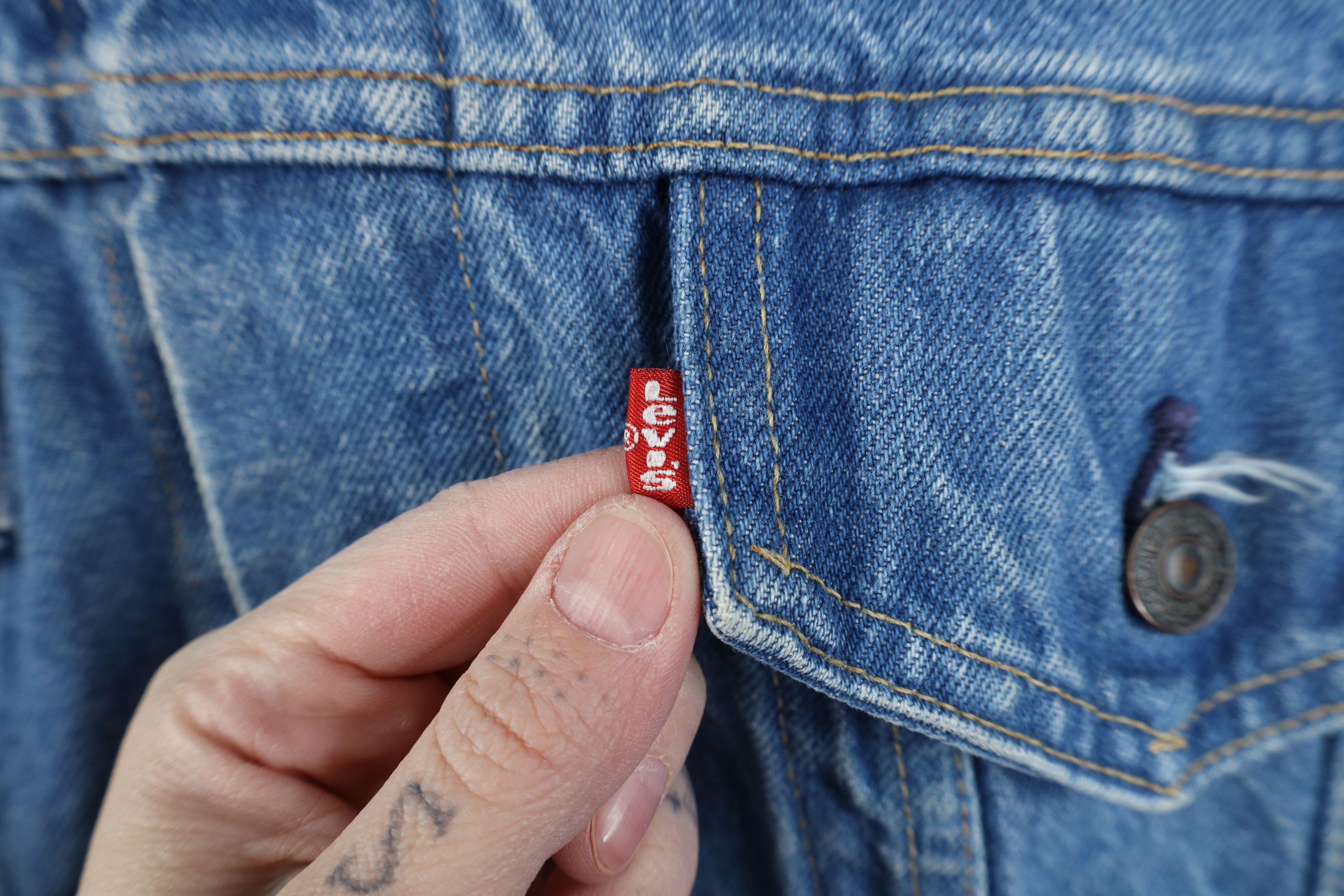 Levi's Vintage 80s Levis 70506 0216 Denim Trucker Jacket USA Size US S / EU 44-46 / 1 - 4 Thumbnail