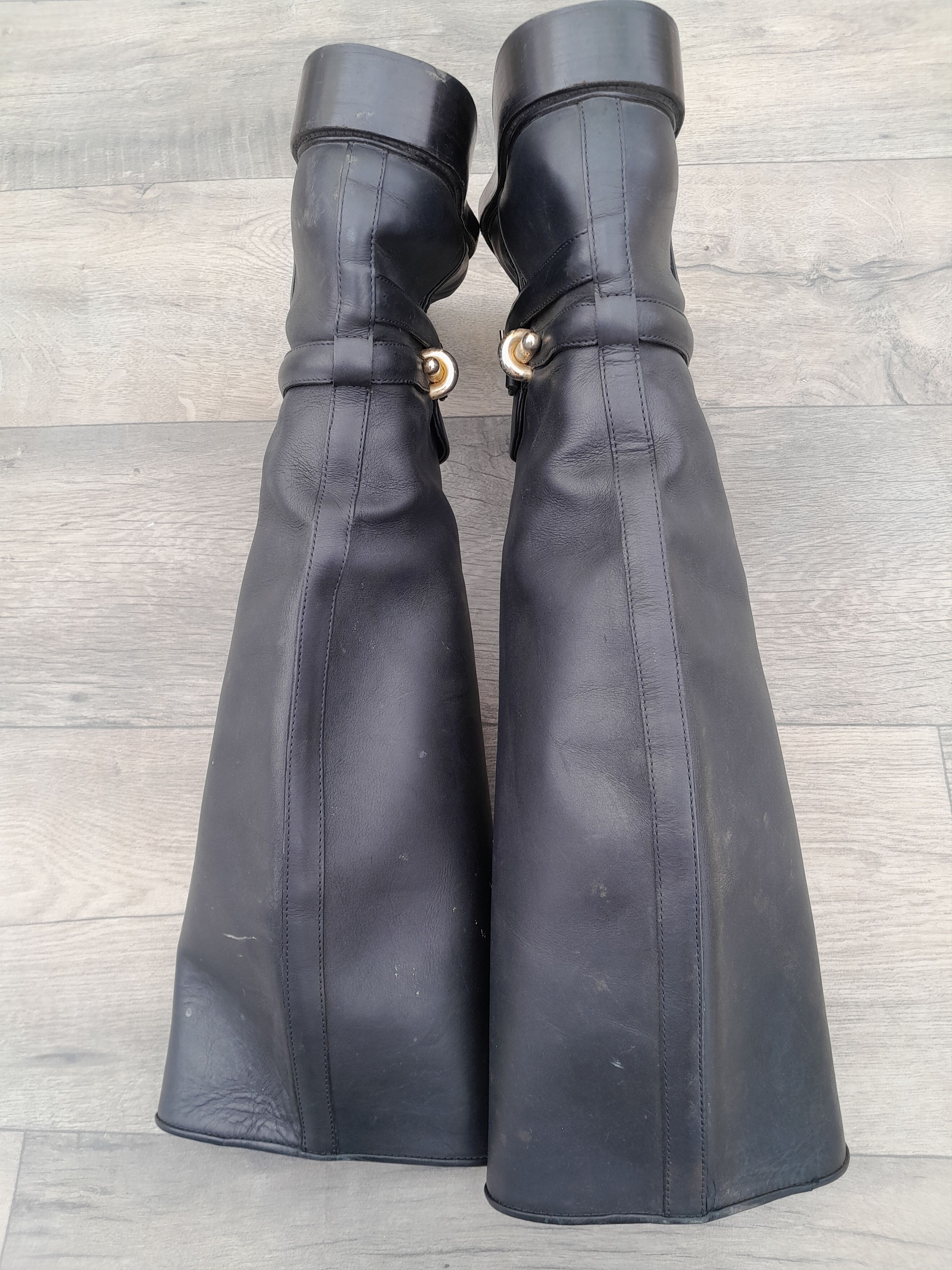 Balenciaga Balenciaga black leather riding boots Size US 8.5 / IT 38.5 - 15 Thumbnail