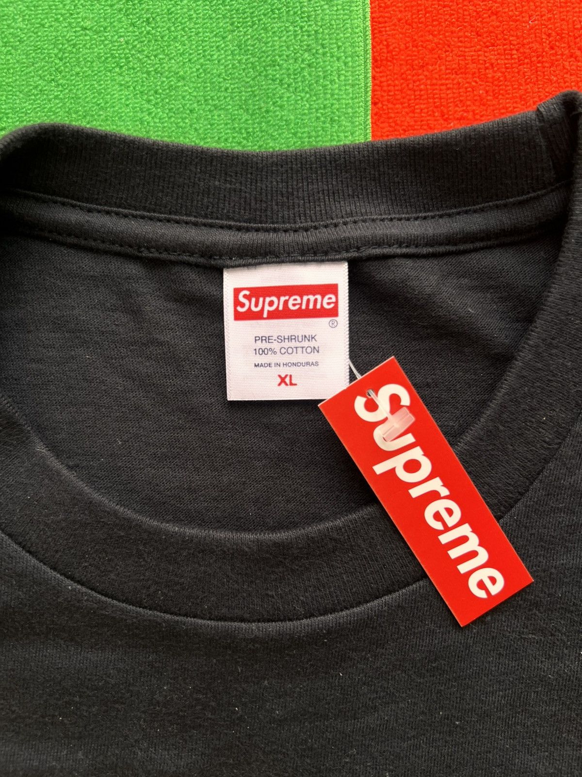 Supreme Supreme x Wu-Tang “Protect Ya Neck” Photo Tee Black yellow Size US XL / EU 56 / 4 - 6 Thumbnail