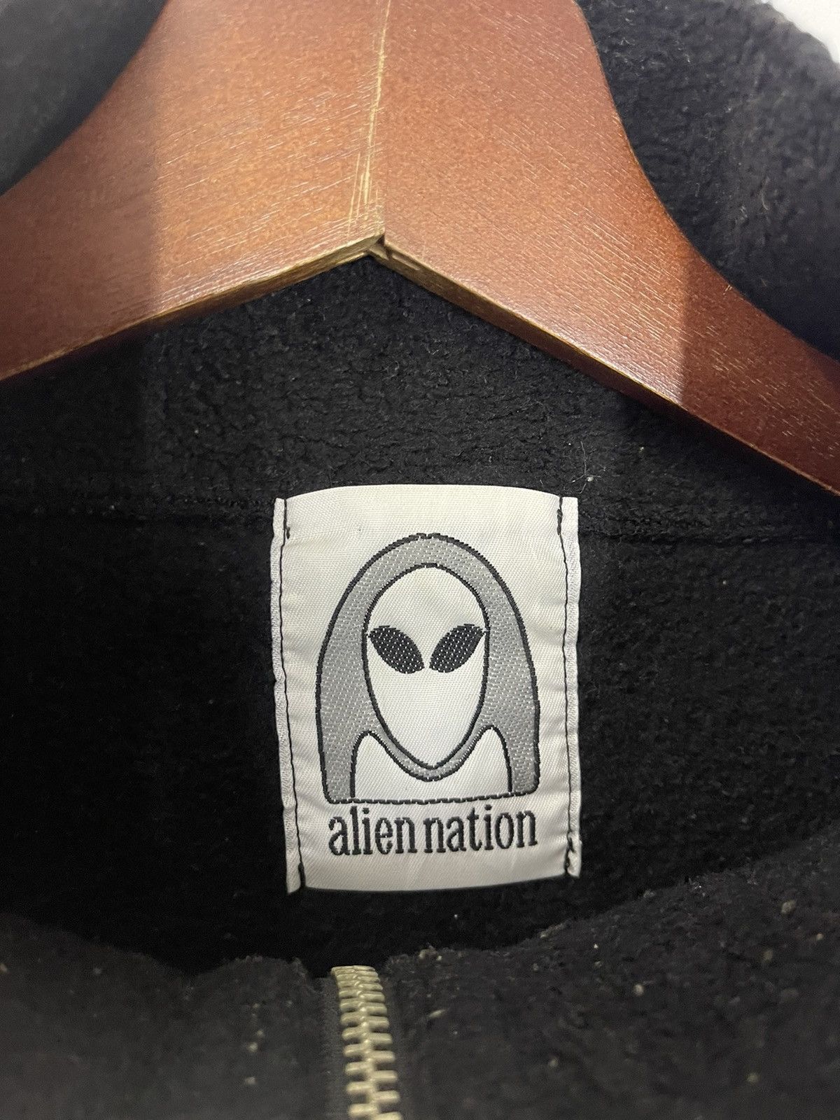 Alien Workshop × Vintage VINTAGE ALIEN NATION LIGHT FLEECE JACKET Size US L / EU 52-54 / 3 - 4 Thumbnail