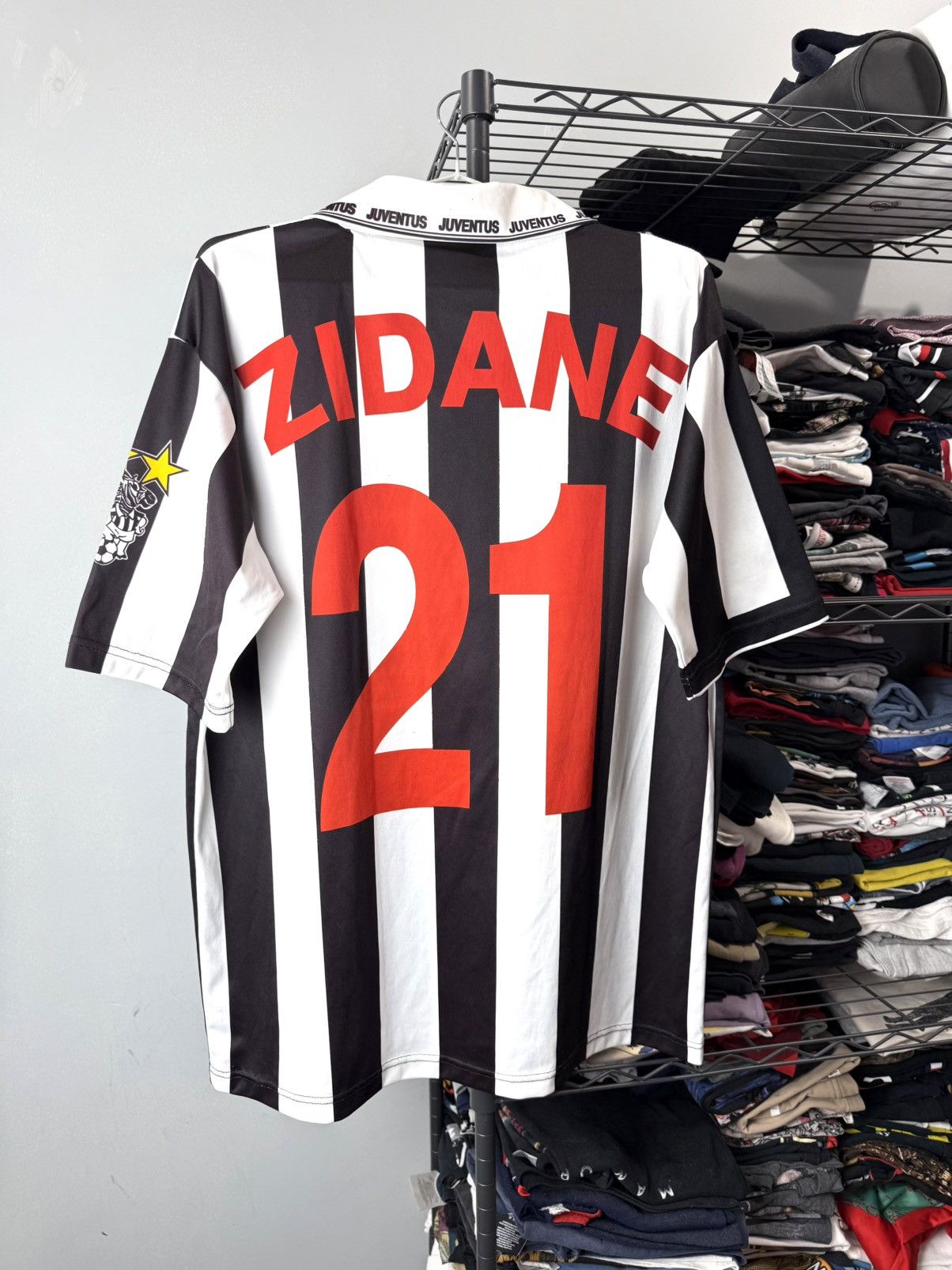 Vintage Rare 1990’s Vintage Juventus Zidane Soccer Jersey T Shirt Size US XL / EU 56 / 4 - 1 Thumbnail