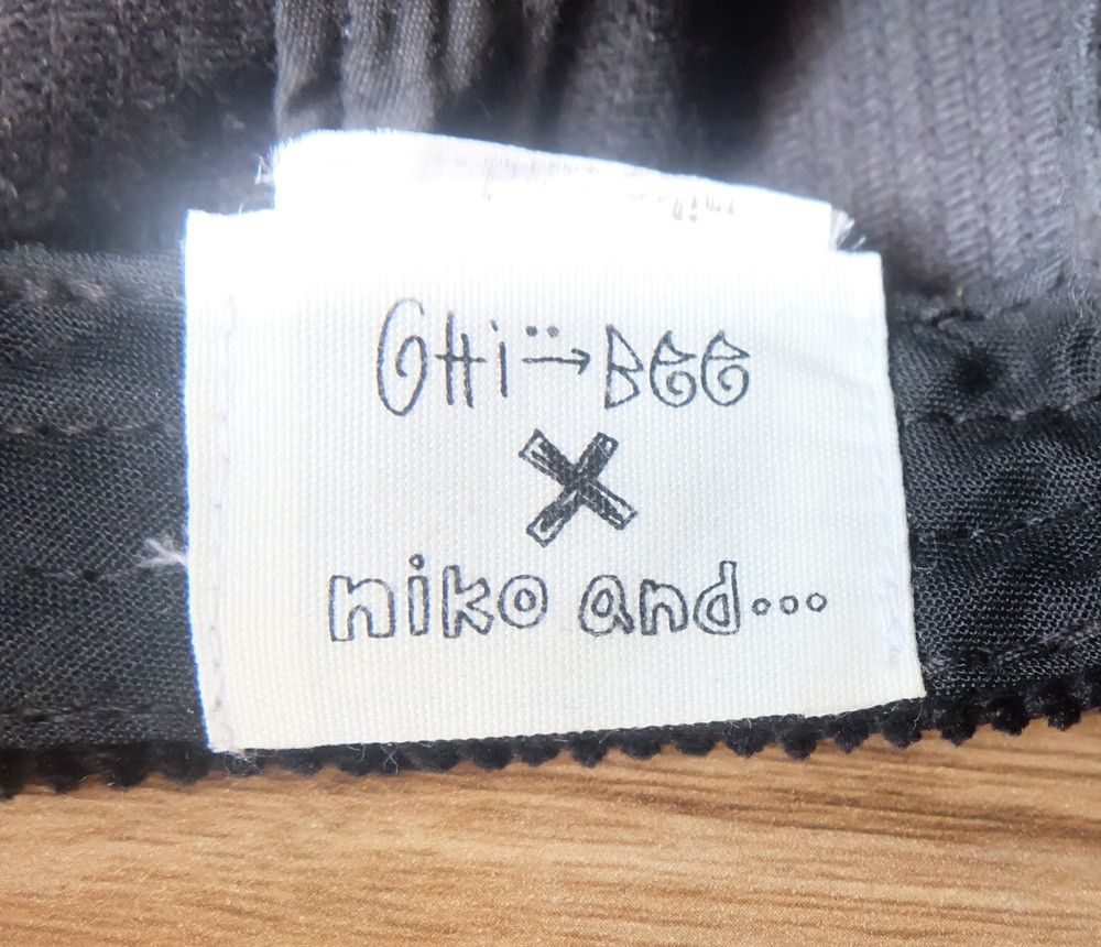 Japanese Brand Niko and… x Otti Bee Corduroy Baseball Cap Size ONE SIZE - 7 Thumbnail