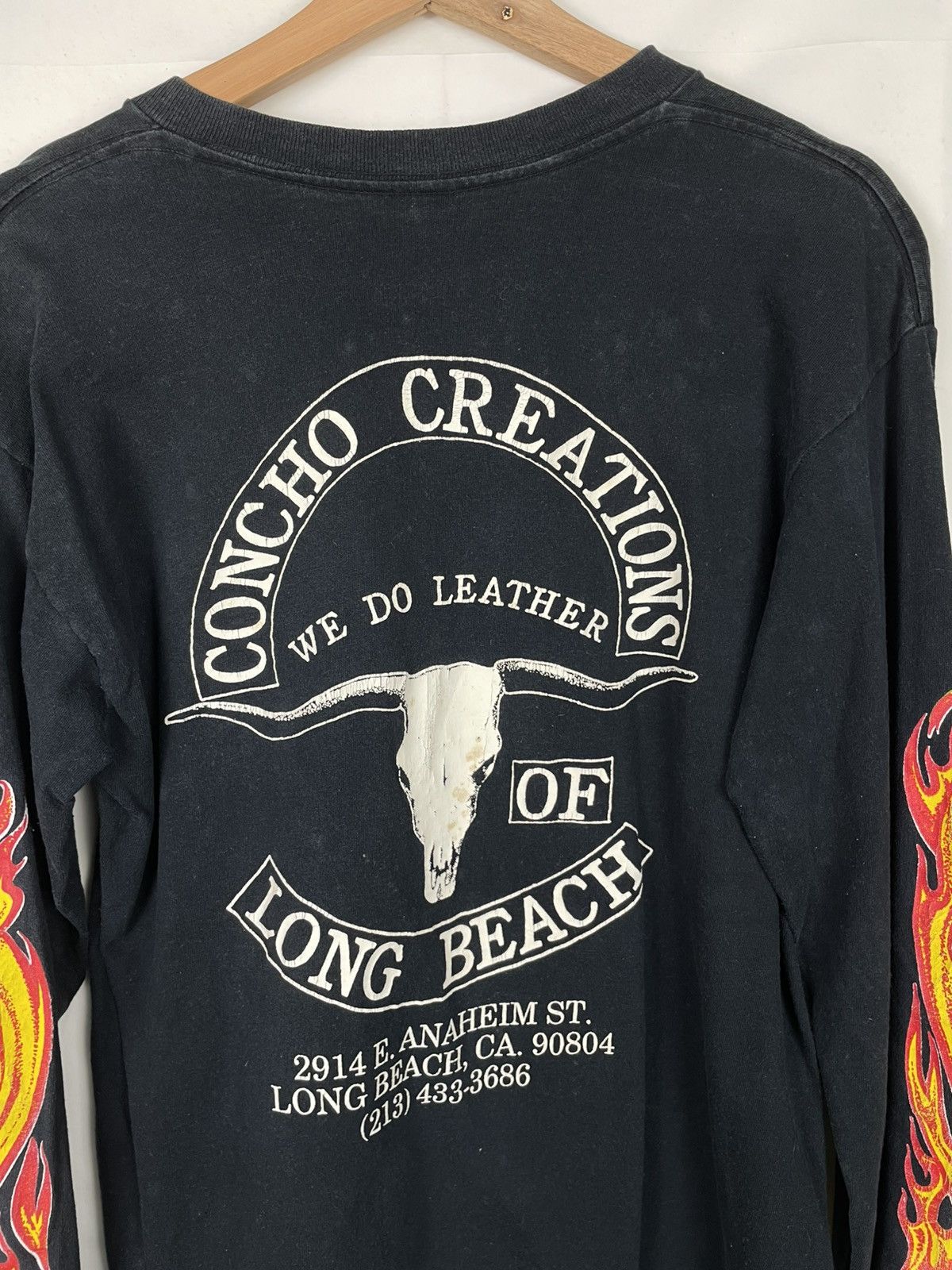 The Leather Shop × Vintage Vtg 90s Concho Creations Long Beach SS Flames LS Tee USA Size US L / EU 52-54 / 3 - 10 Thumbnail