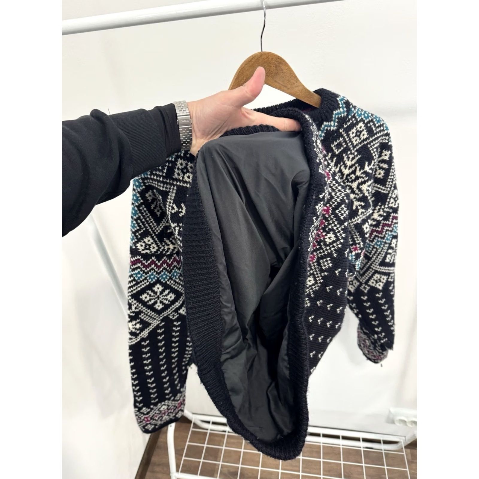 Dale Of Norway DALE OF NORWAY VINTAGE WOOL SWEATER BLACK M Mens Pullover Wool Knit 90s Retro Ski Winter Knitwear (Size M) Size US M / EU 48-50 / 2 - 4 Thumbnail