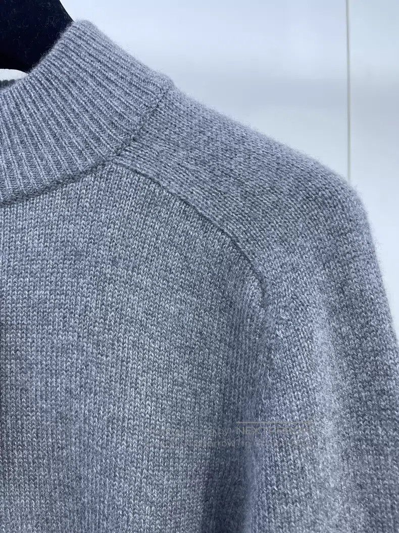 Loro Piana Loro Piana Gray basic cashmere sweater. Size XS / US 0-2 / IT 36-38 - 4 Thumbnail