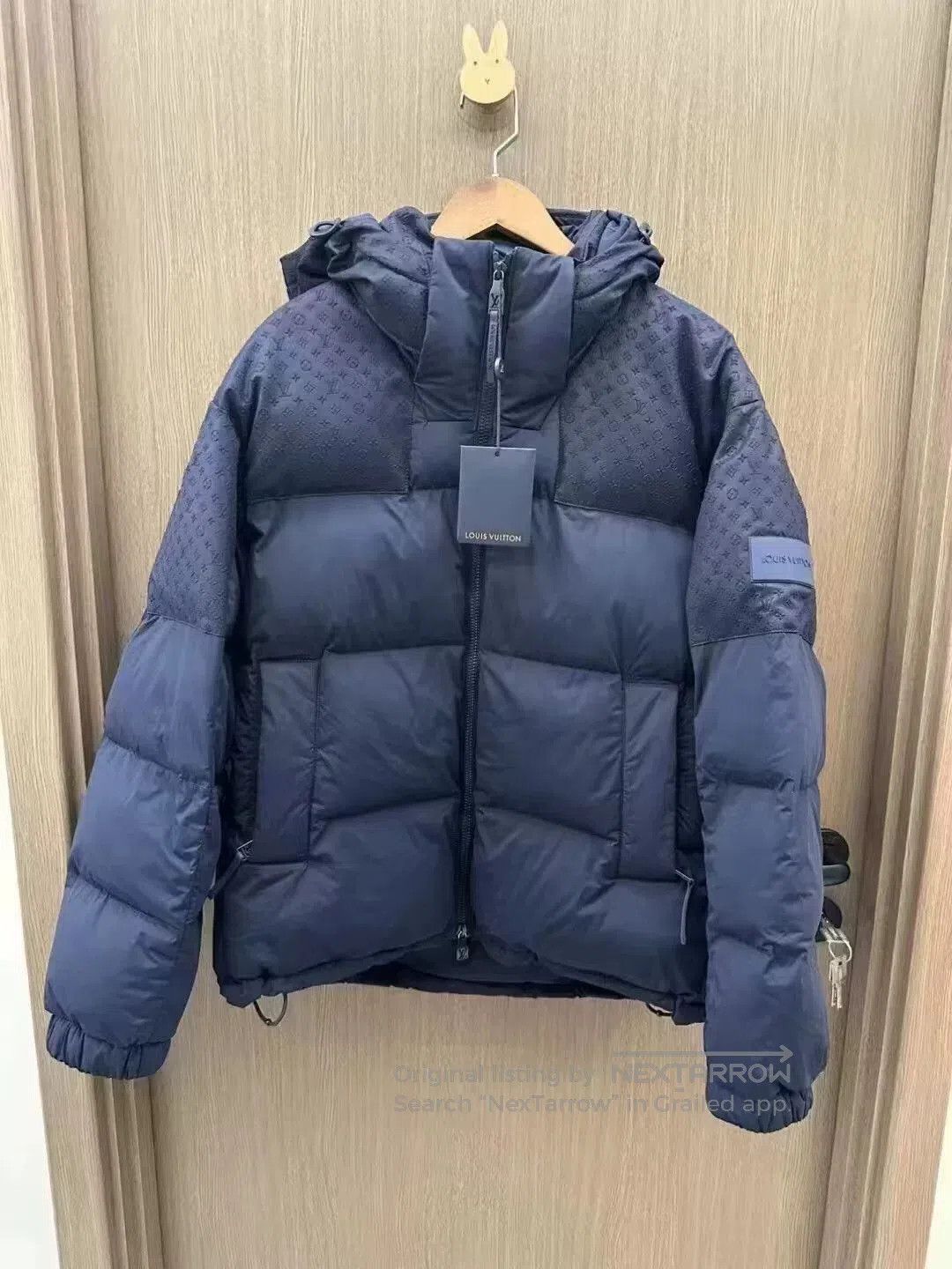 Louis Vuitton louis vuitton new logo down jacket 24fw. Size US M / EU 48-50 / 2 - 1 Thumbnail