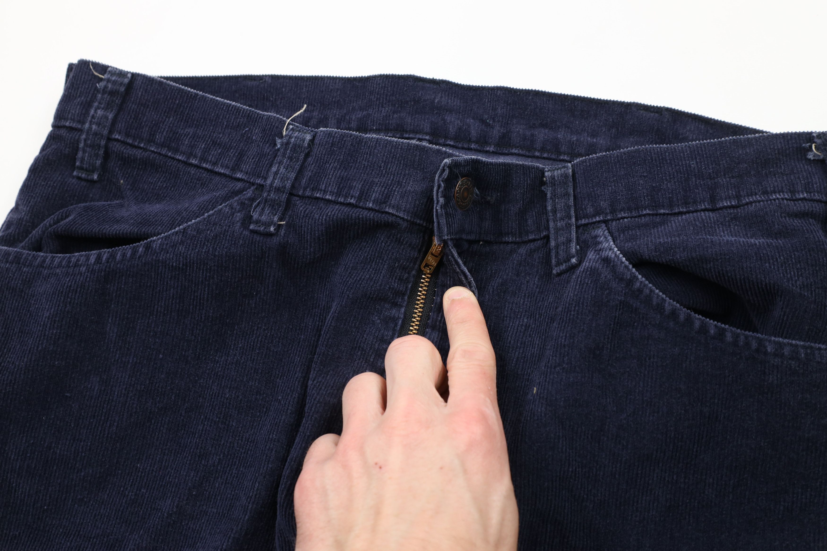 Levi's × Vintage Vintage 80s Levis 517 Bootcut Corduroy Chino Pants Blue USA Size US 36 / EU 52 - 5 Thumbnail