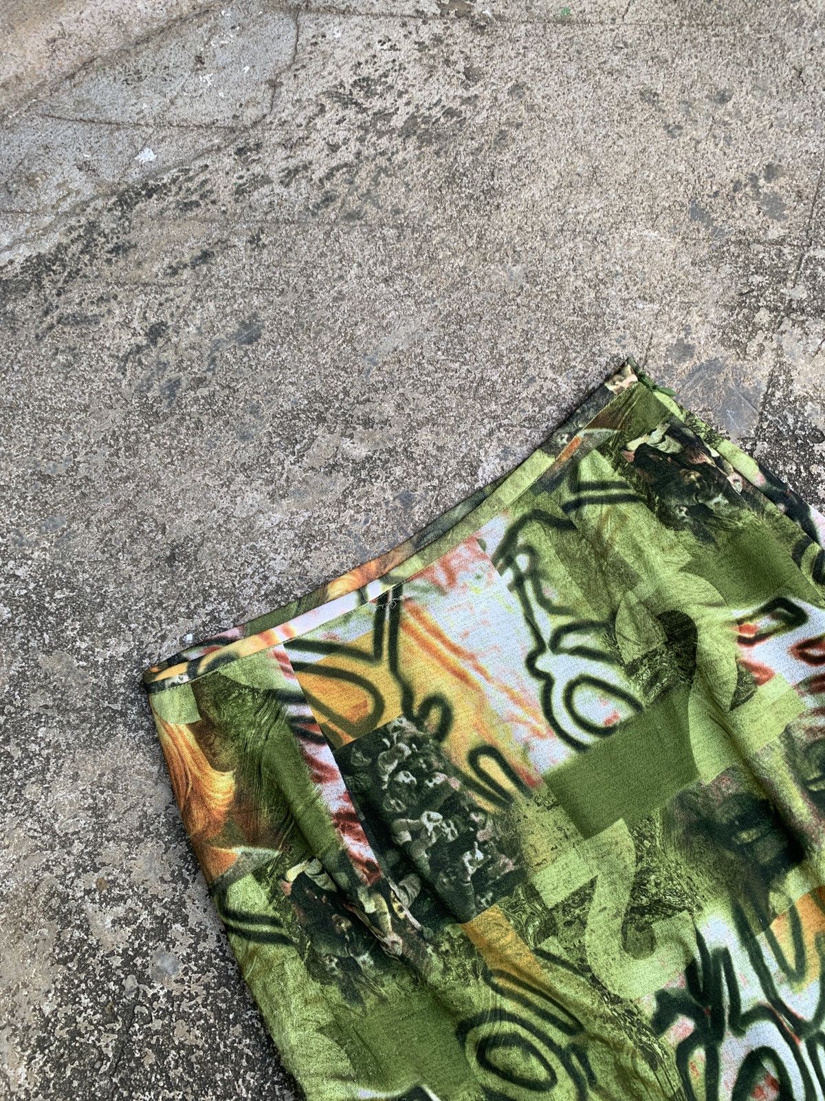 Other y2k PL Japan Green Photo Graphic Ruffle Midi Skirt Size 27" / US 4 / IT 40 - 5 Thumbnail