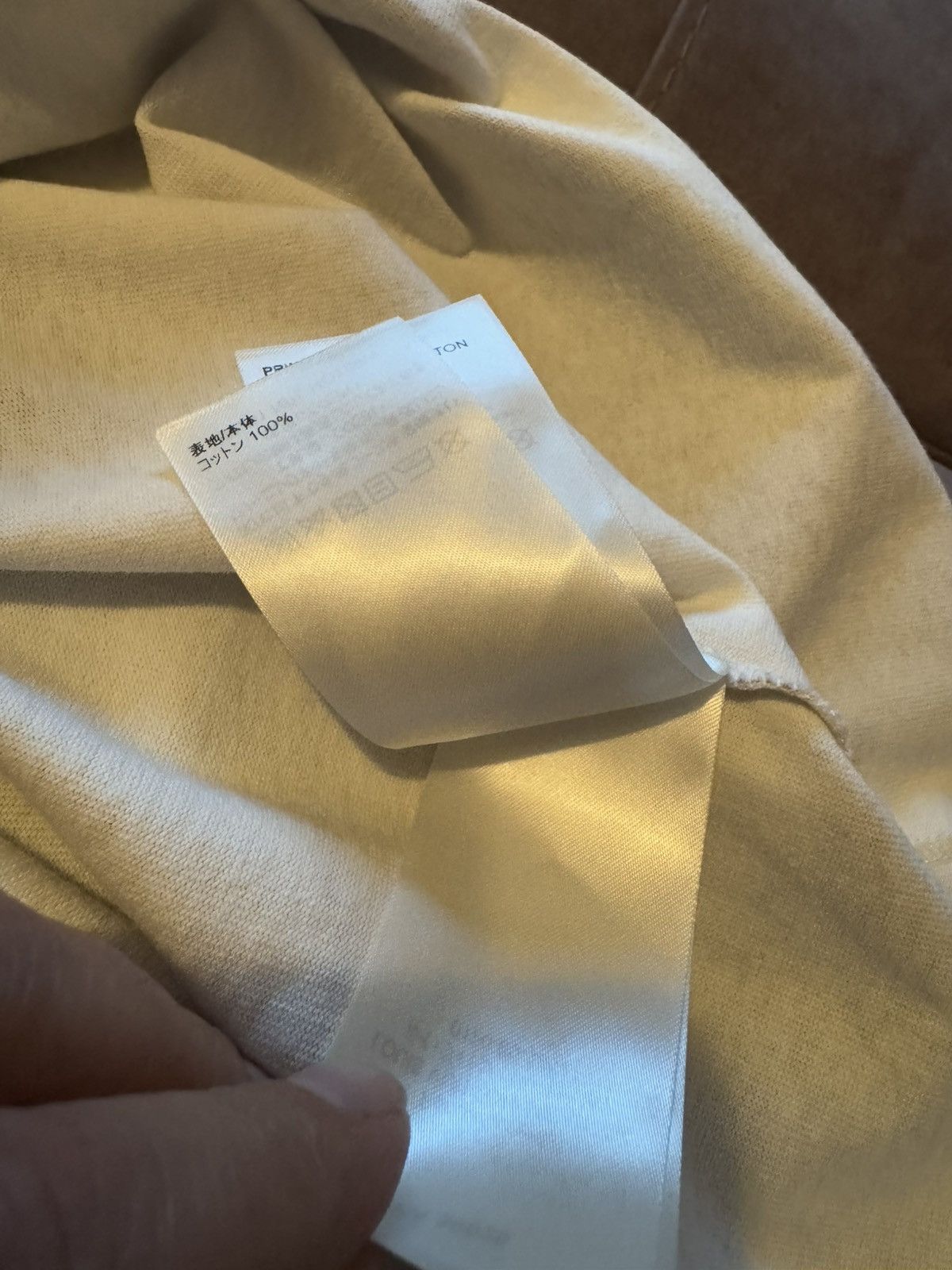 Louis Vuitton LOUIS VUITTON tshirt , real measurements by tape in photos Size US M / EU 48-50 / 2 - 11 Thumbnail