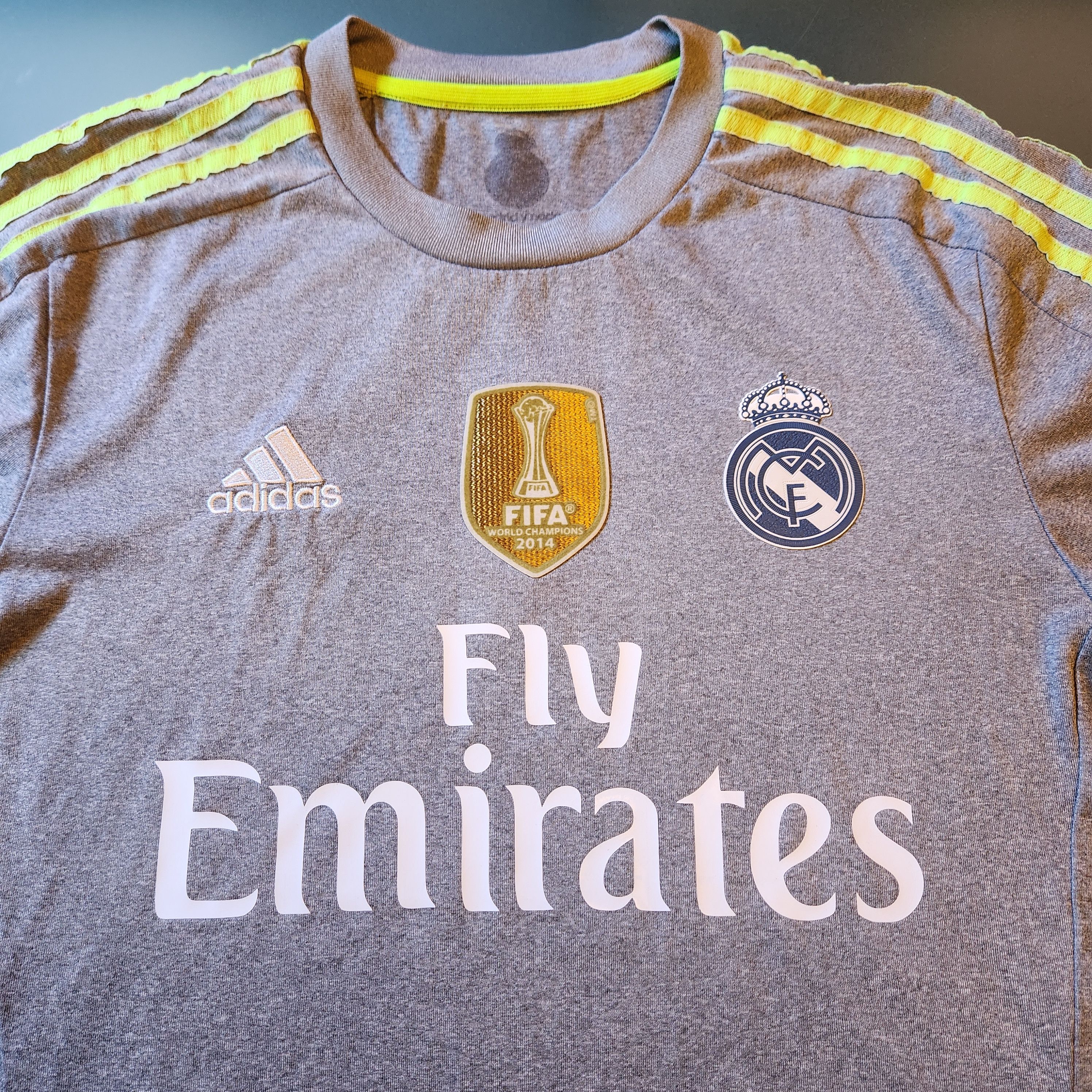 Adidas Authentic Real Madrid RONALDO CR7 2015-2016 Away Jersey Size US S / EU 44-46 / 1 - 6 Thumbnail