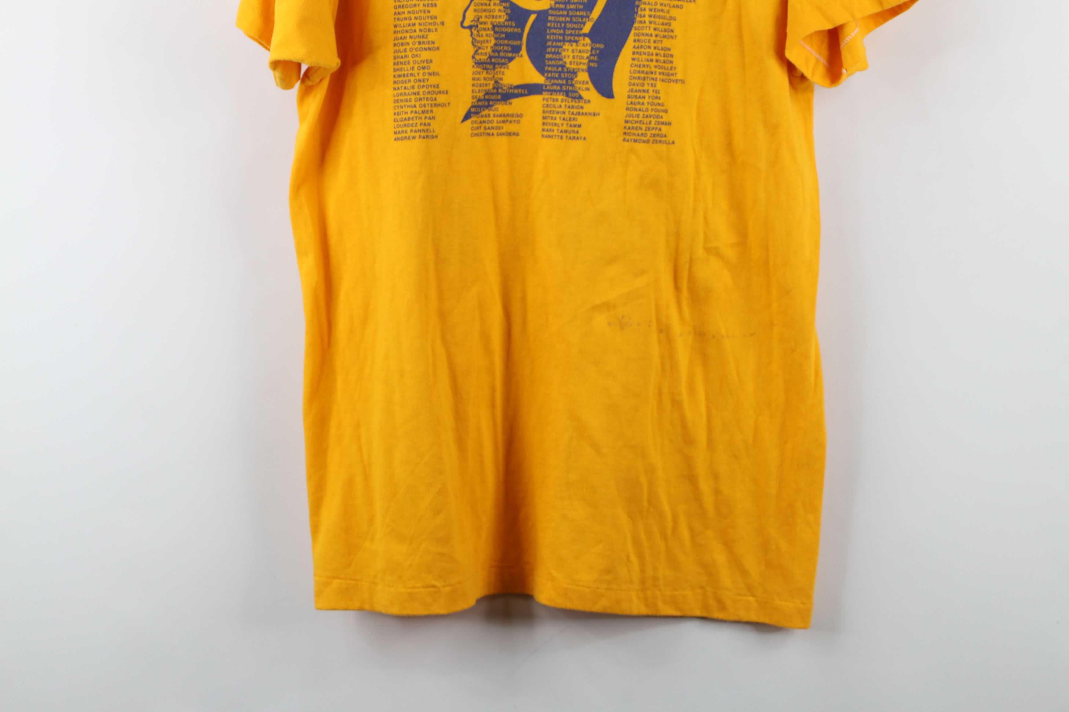 Vintage Vintage 80s Valley High School Class of 1983 T-Shirt USA Size L / US 10 / IT 46 - 14 Thumbnail