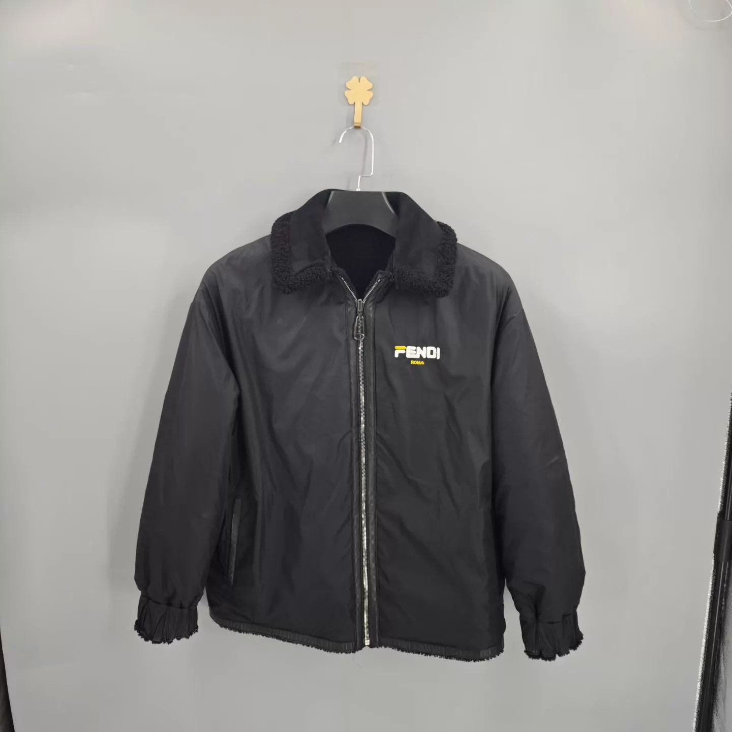 Fendi FENDI Double-Faced Shearling Black Jacket 40 99 Size S / US 4 / IT 40 - 2 Thumbnail