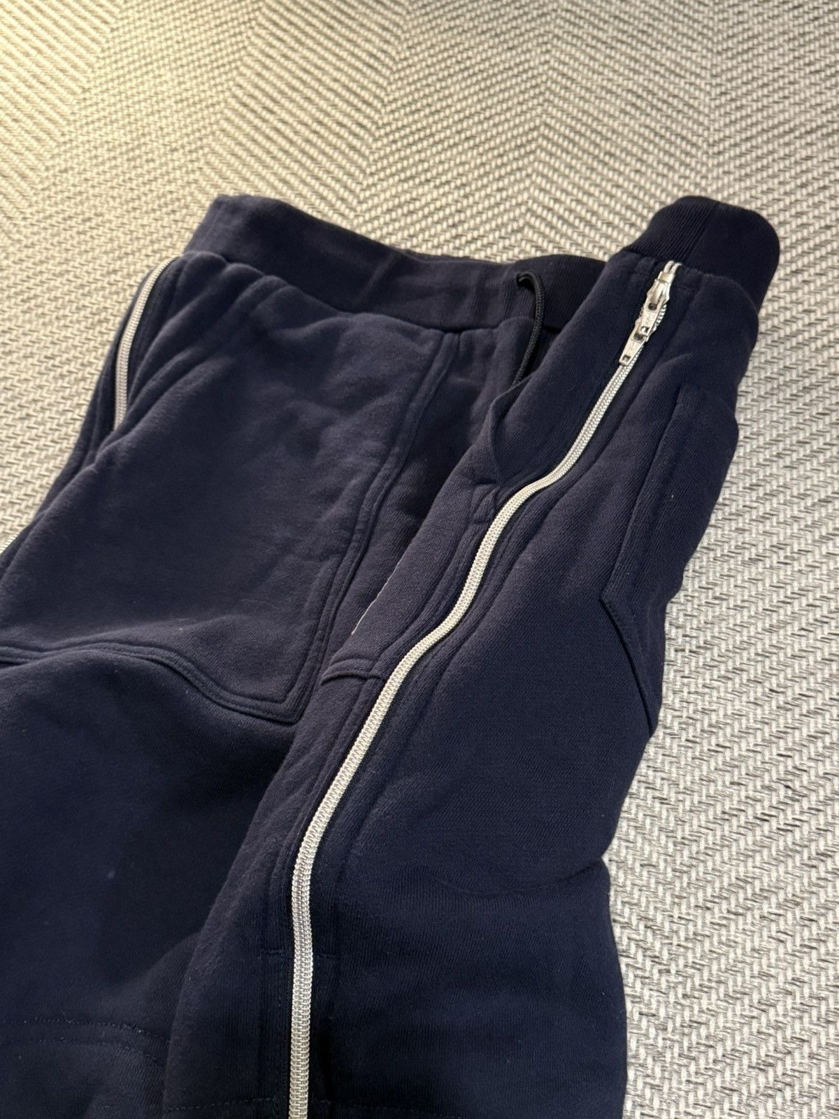 Final Home Final home survival jogging pants sweat pants multi pockets Size US 32 / EU 48 - 4 Thumbnail