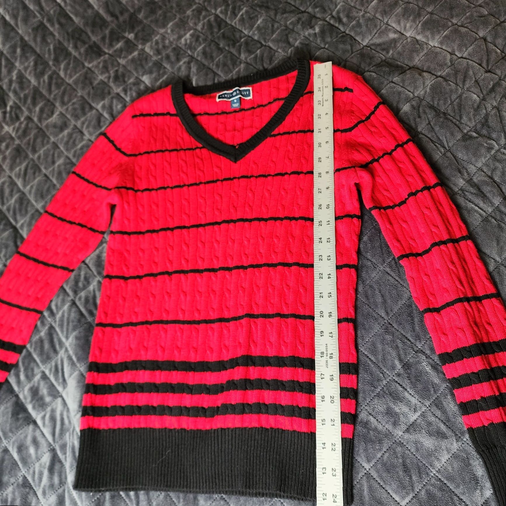Vintage Karen Scott Red & Black Cable Knit Long Sleeve Pullover Sweater Size Small Warm Size S / US 4 / IT 40 - 3 Thumbnail