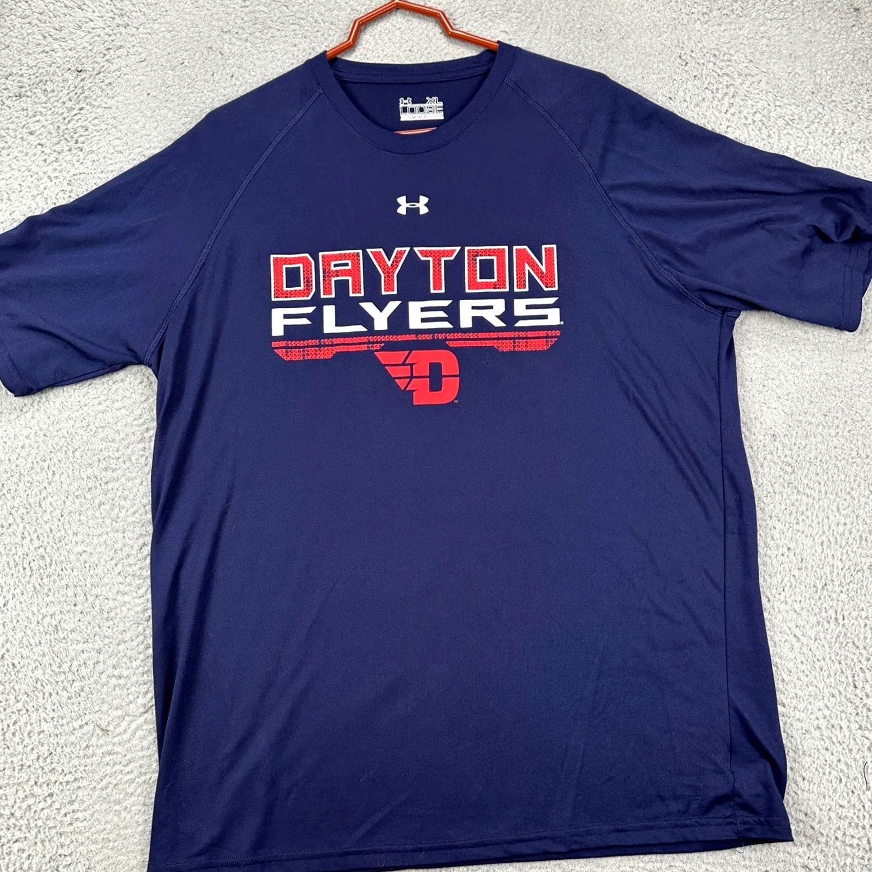 Under Armour Under Armour Dayton Flyers Heat Gear Mens XL Loose Fit T Shirt Crewneck Blue Size US XL / EU 56 / 4 - 3 Thumbnail