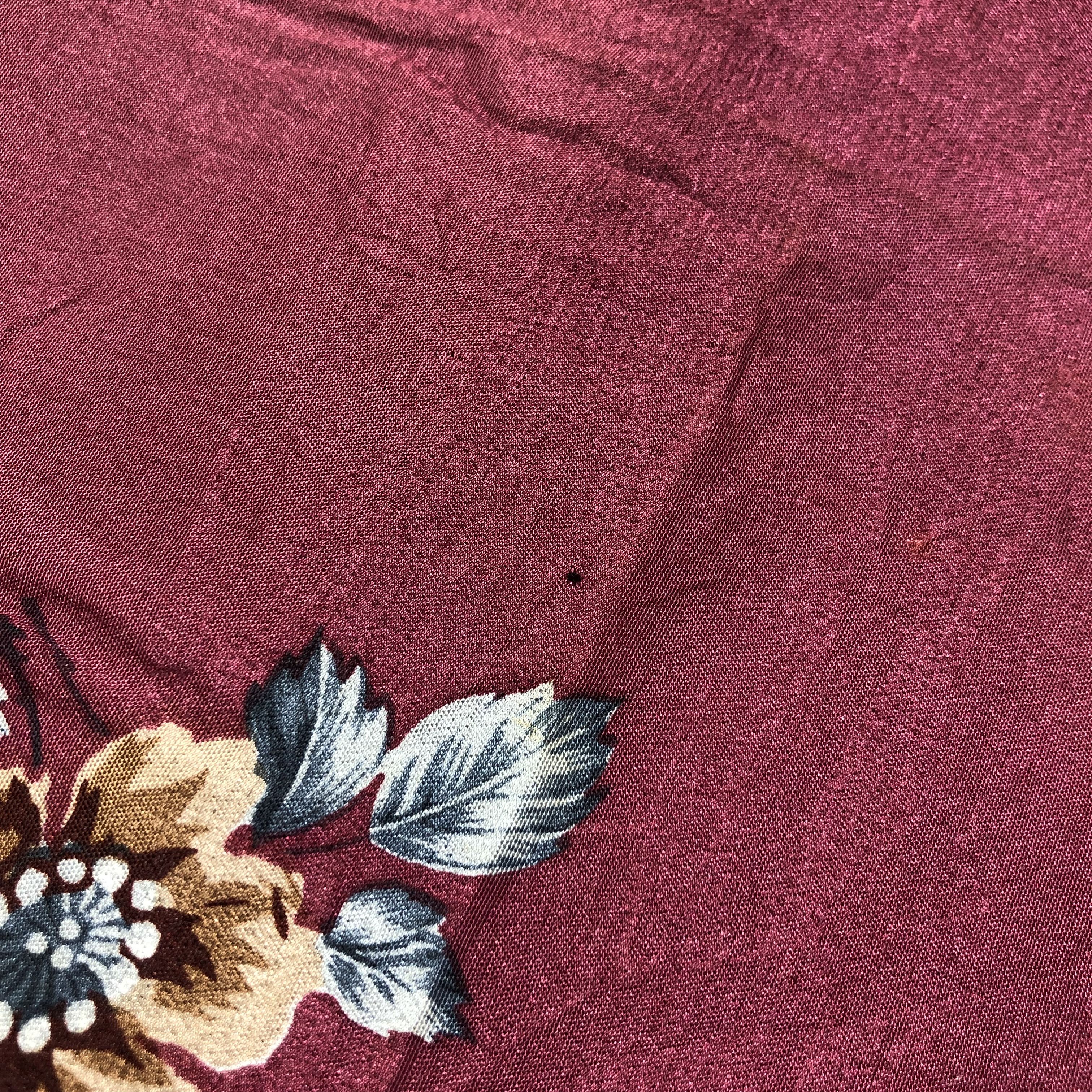Japanese Brand Vintage Hand Rolled Floral Silk Scarf M424 Size ONE SIZE - 5 Thumbnail