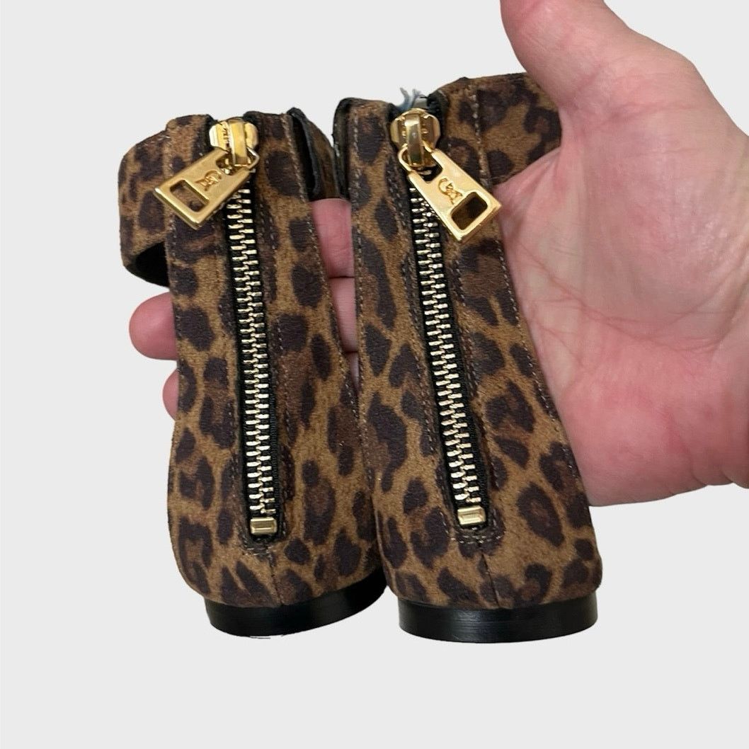 Good American Good American leopard ankle strap sandal with gold chain NEW Size US 5.5 / IT 35.5 - 8 Thumbnail