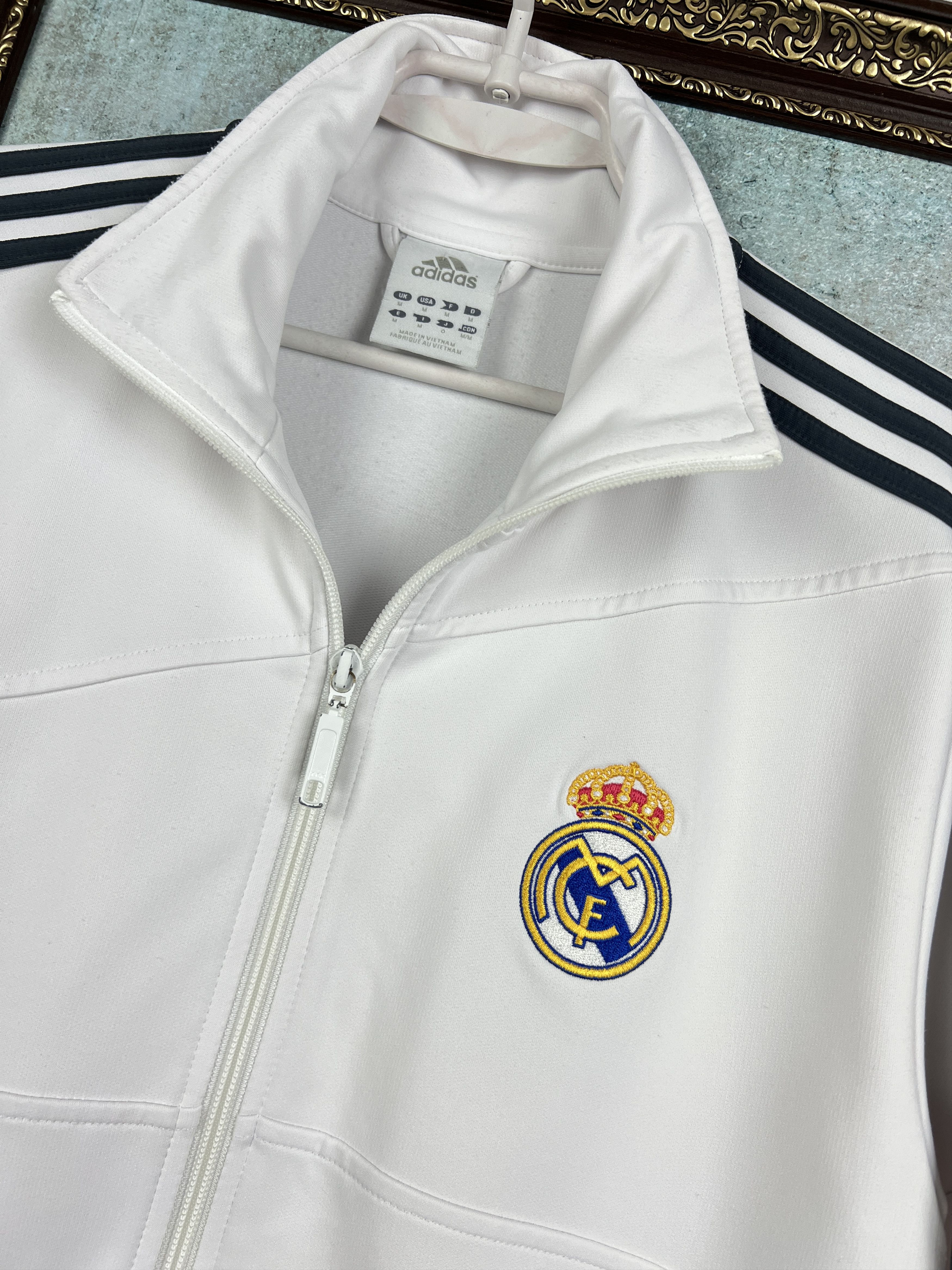 Adidas Vintage Adidas Real Madrid Football Jacket Soccer Track Top Size US M / EU 48-50 / 2 - 4 Thumbnail