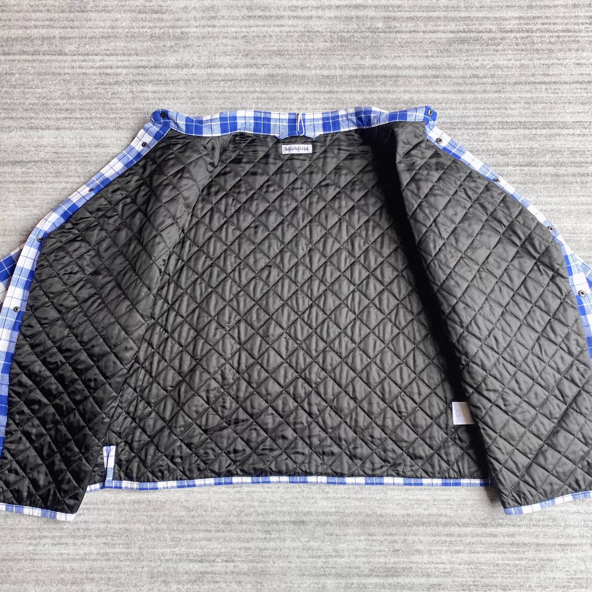 Balenciaga Balenciaga White & Blue Check Boxy Shirt Jacket 34 Size XS / US 0-2 / IT 36-38 - 3 Thumbnail