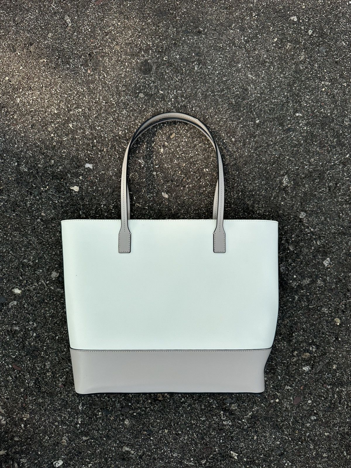 Kate Spade Kate Spade Leather Luxury White Purse / Tote Bag Size ONE SIZE - 5 Thumbnail