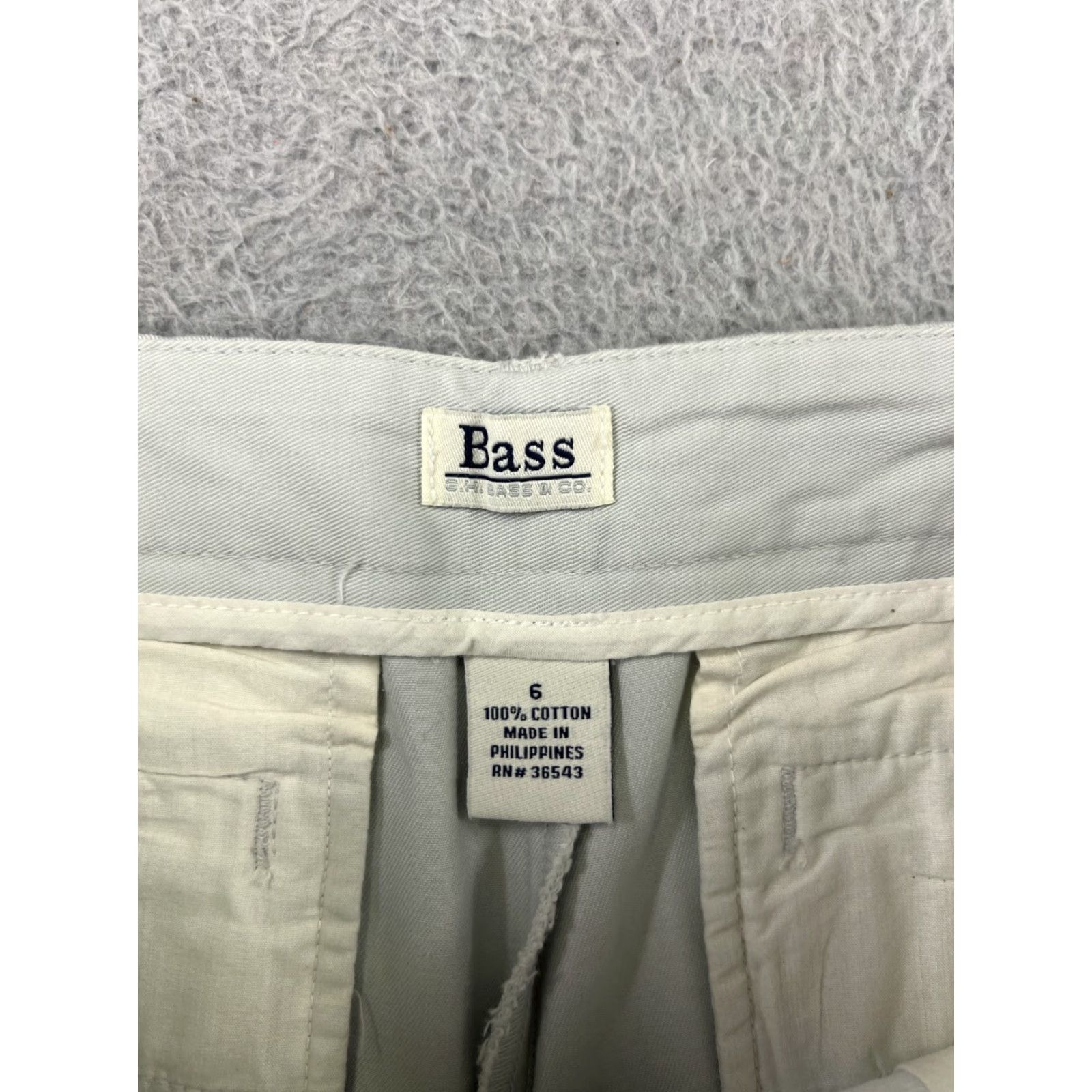 Vintage G.H. Bass & Co. Shorts Womens 6 Gray 100% Cotton Twill Pockets Zip Fly Chino 5-Pocket Design Casual Outdoor Hiking Women Size 28" / US 6 / IT 42 - 4 Thumbnail