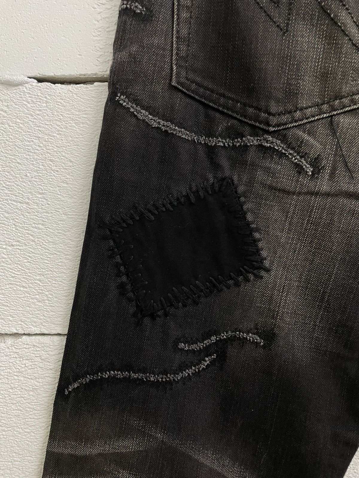 Neighborhood Vintage Neighborhood Distressed Denim Size US 31 - 10 Thumbnail