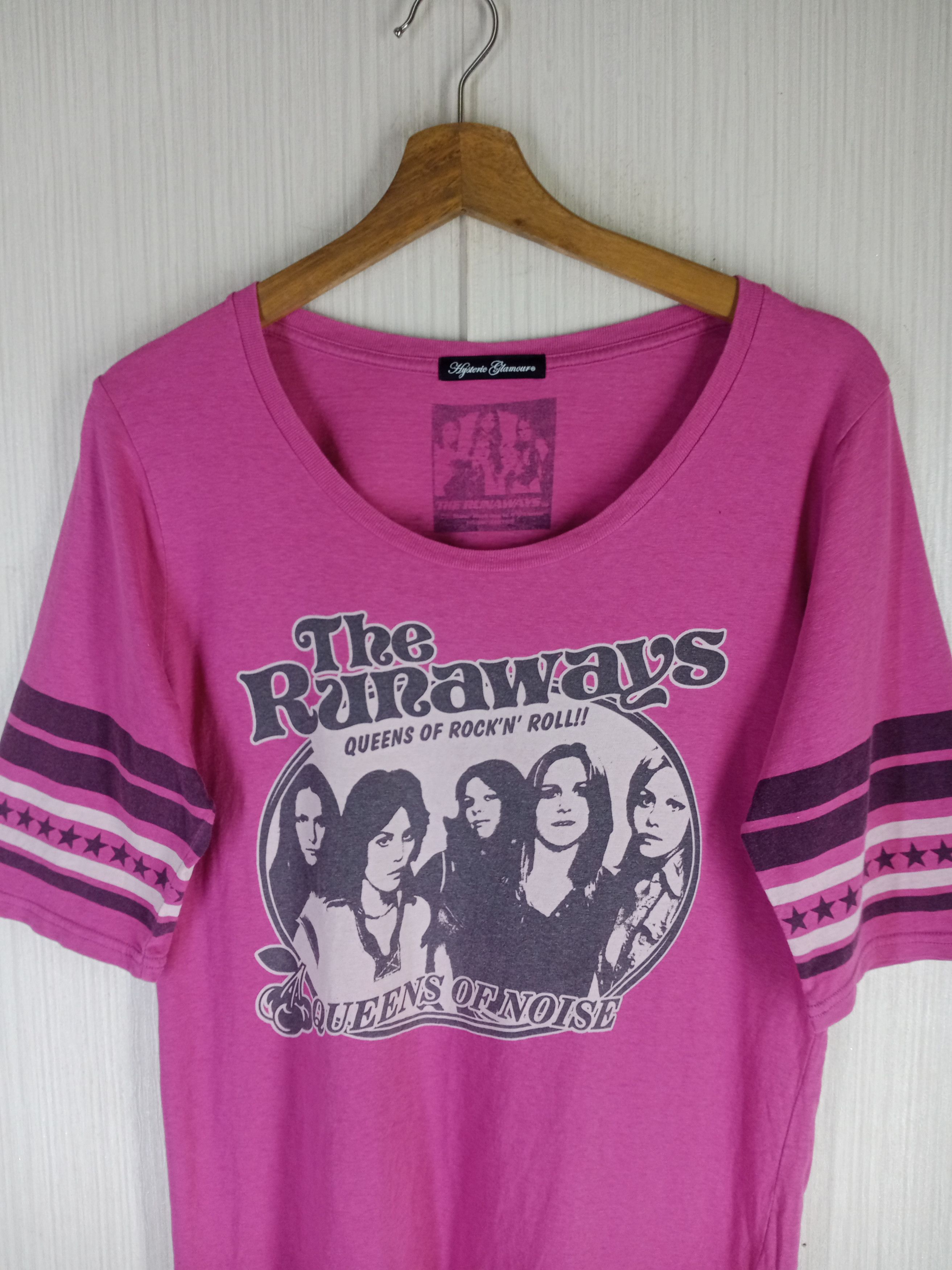Hysteric Glamour Rare Vintage Hysteric Glamour X The Runaways Tshirt Size M / US 6-8 / IT 42-44 - 2 Thumbnail