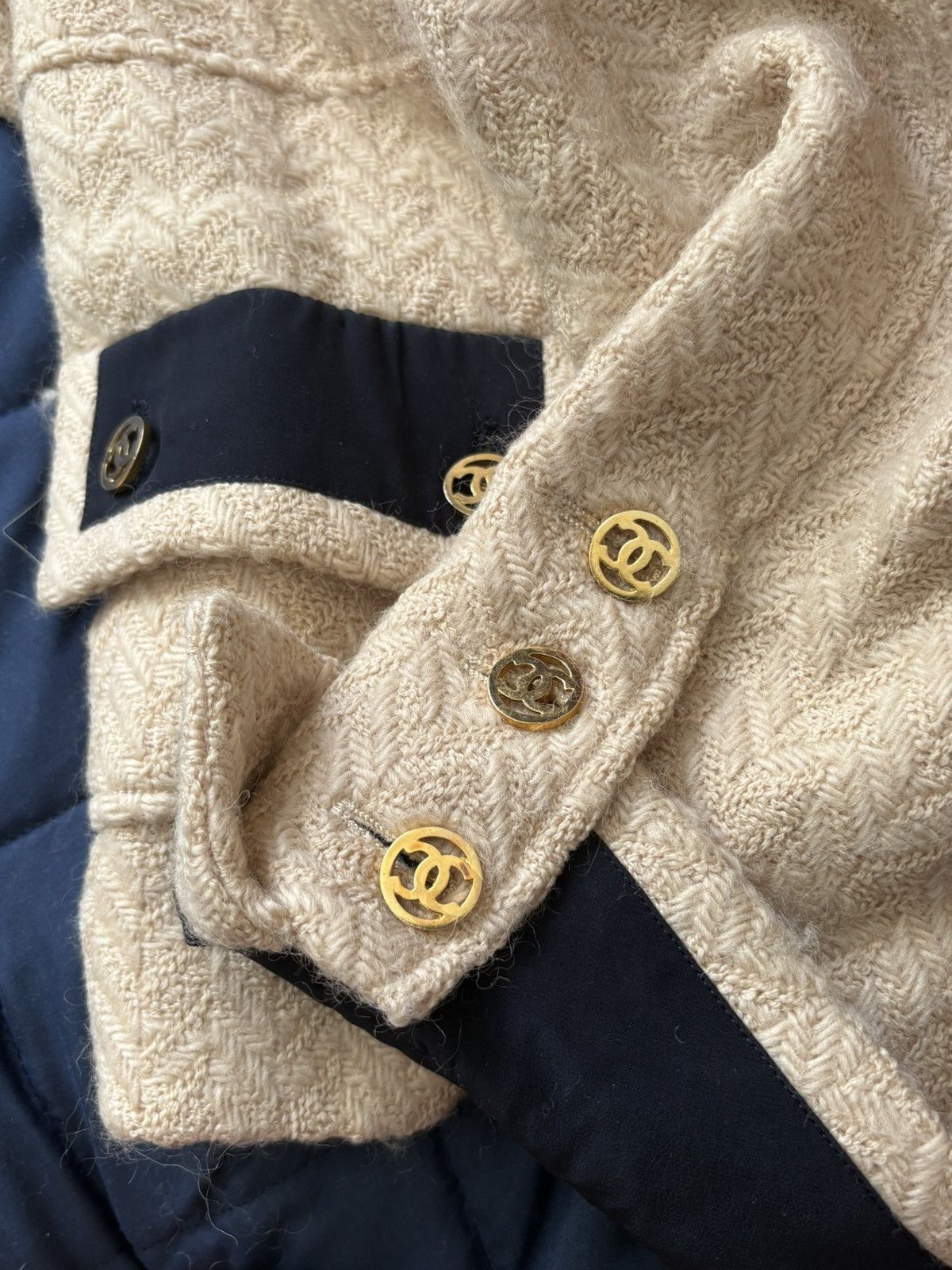 Chanel Vintage Chanel Cropped Tweed Jacket FR 38 Size S / US 4 / IT 40 - 8 Thumbnail
