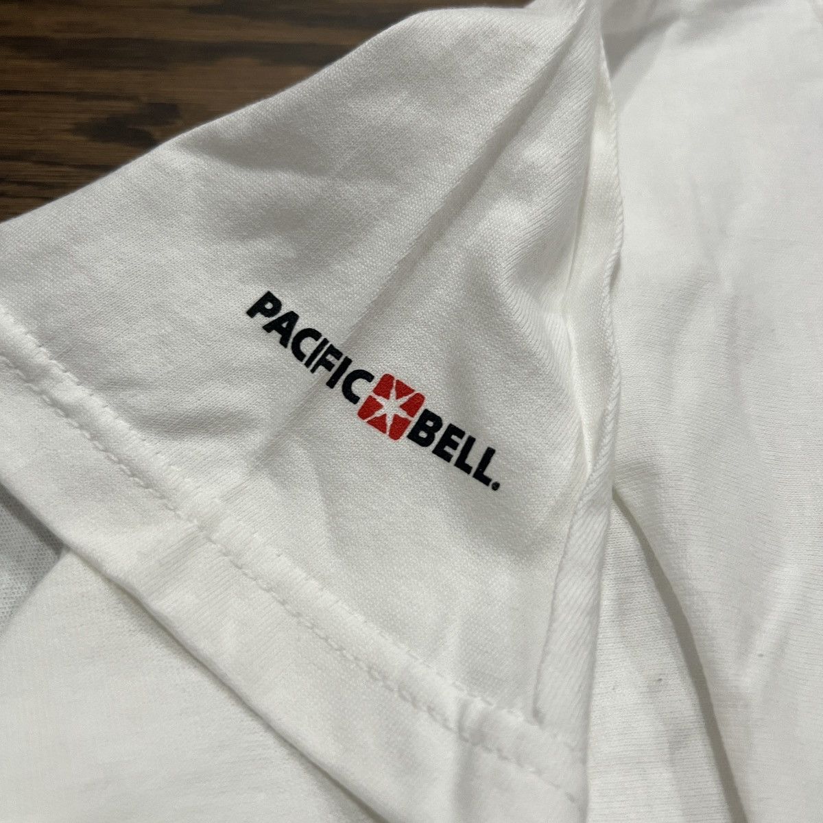 Vintage Vintage 90s Pacific Bell Network Computer Tech shirt Size US XL / EU 56 / 4 - 4 Thumbnail