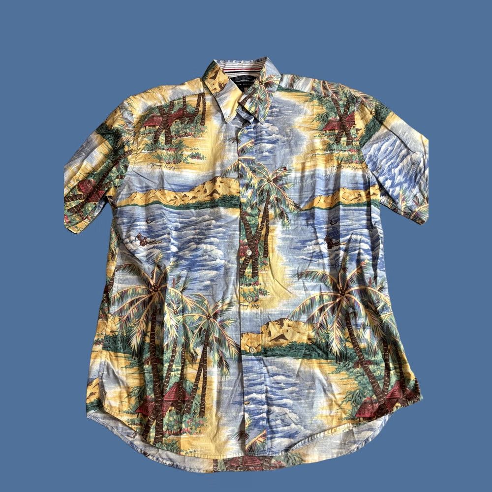 Tommy Hilfiger Tommy Hilfiger Mens Large Multicolor Hawaiian Beach Print Button Front Shirt Size US L / EU 52-54 / 3 - 1 Thumbnail