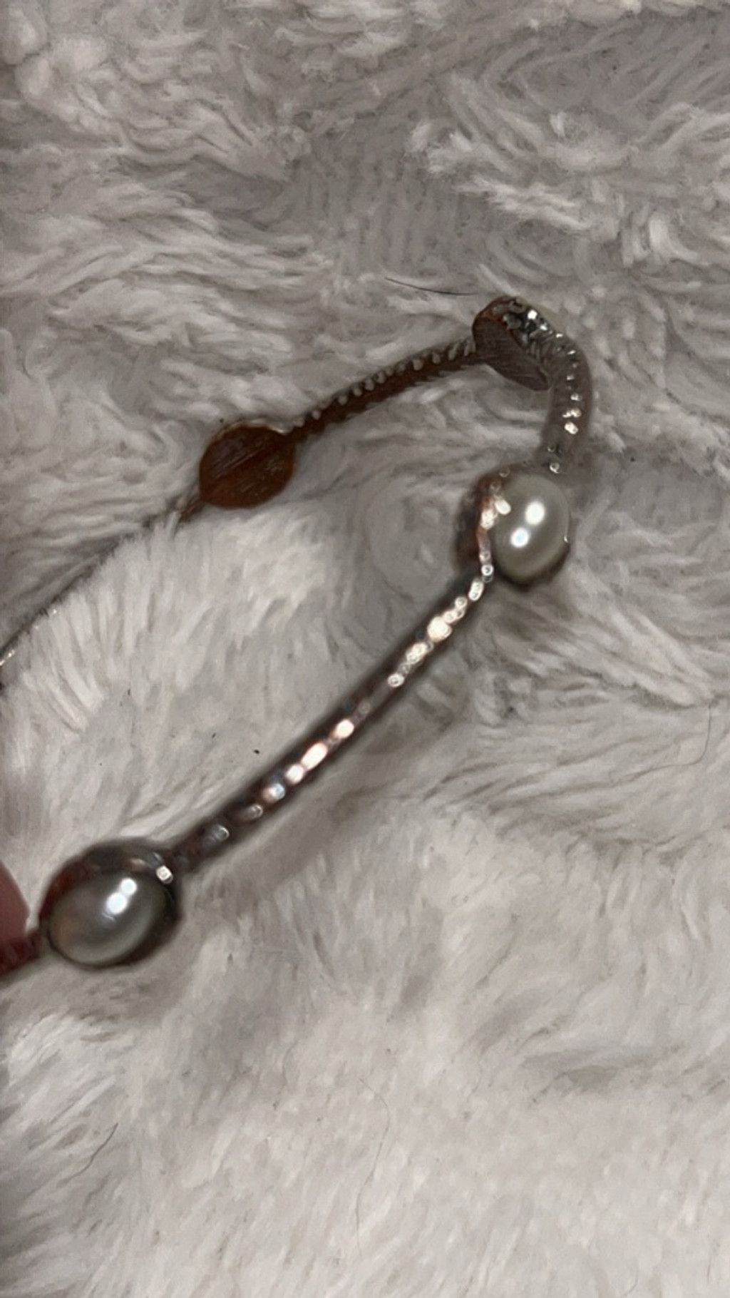 The Unbranded Brand Women's Unbranded Silver Tone Pearl Bracelet One Size Size ONE SIZE - 2 Thumbnail