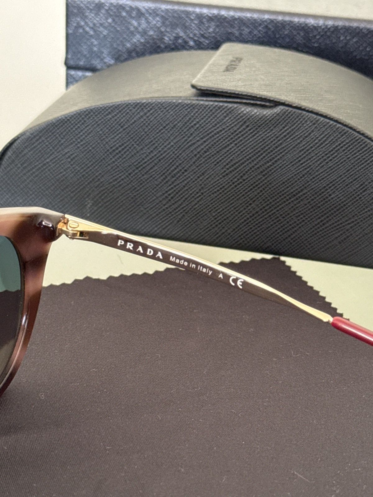Prada Prada Sunglasses Size ONE SIZE - 6 Thumbnail